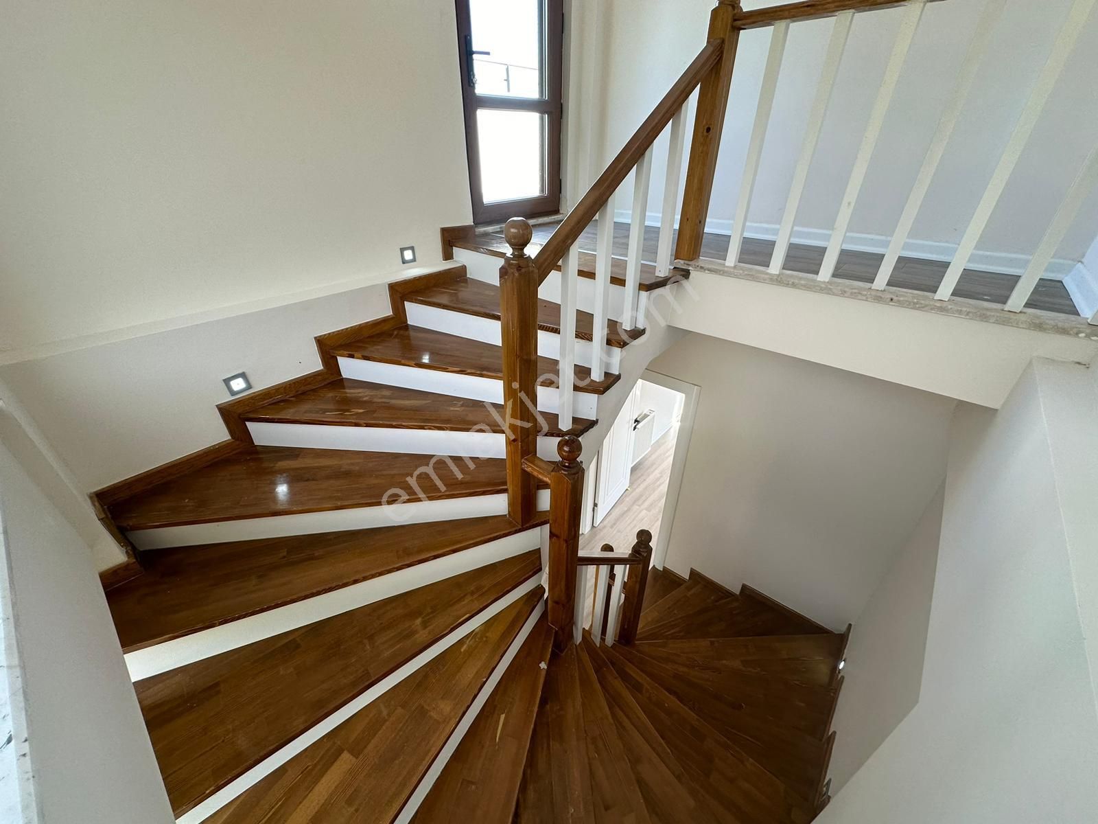 ✨akçay Ay Emlaktan✨gürede Kazdağlarının Eteklerinde Havuzlu Deniz Manzaralı Satılık 3+1 Müstakil Ev - Görsel 34