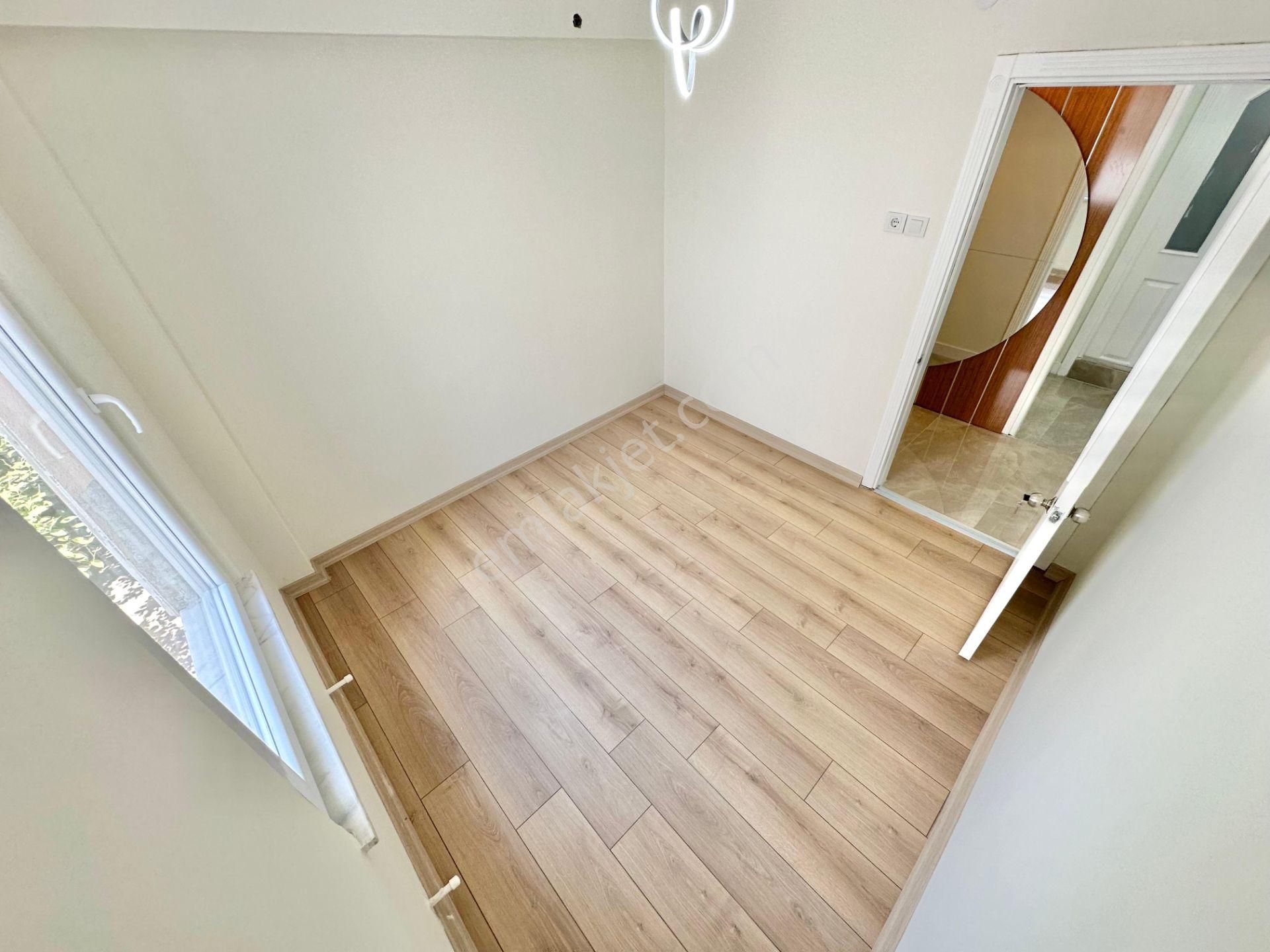 ꧁akçay Ay Emlaktan꧂yenimahallede Denize Sadece 50 M Ön Cephe Arakat İçi Komple Yenilenmiş 3+1 Daire - Görsel 23