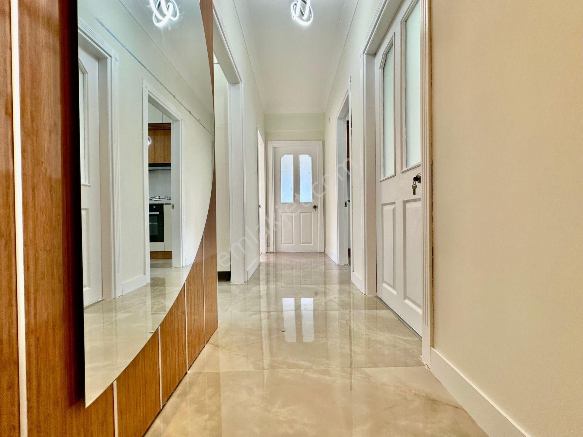 ꧁akçay Ay Emlaktan꧂yenimahallede Denize Sadece 50 M Ön Cephe Arakat İçi Komple Yenilenmiş 3+1 Daire - Görsel 34