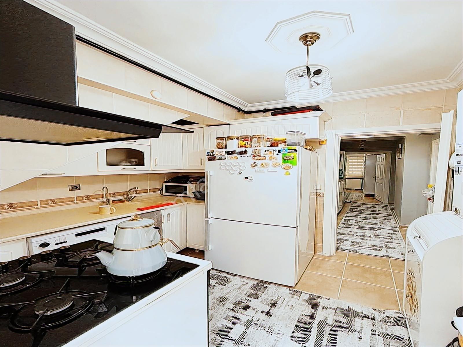 Boss Yapı'dan Merkezi Konumda Düz Giriş Emsali 2+1 Daire - Görsel 27