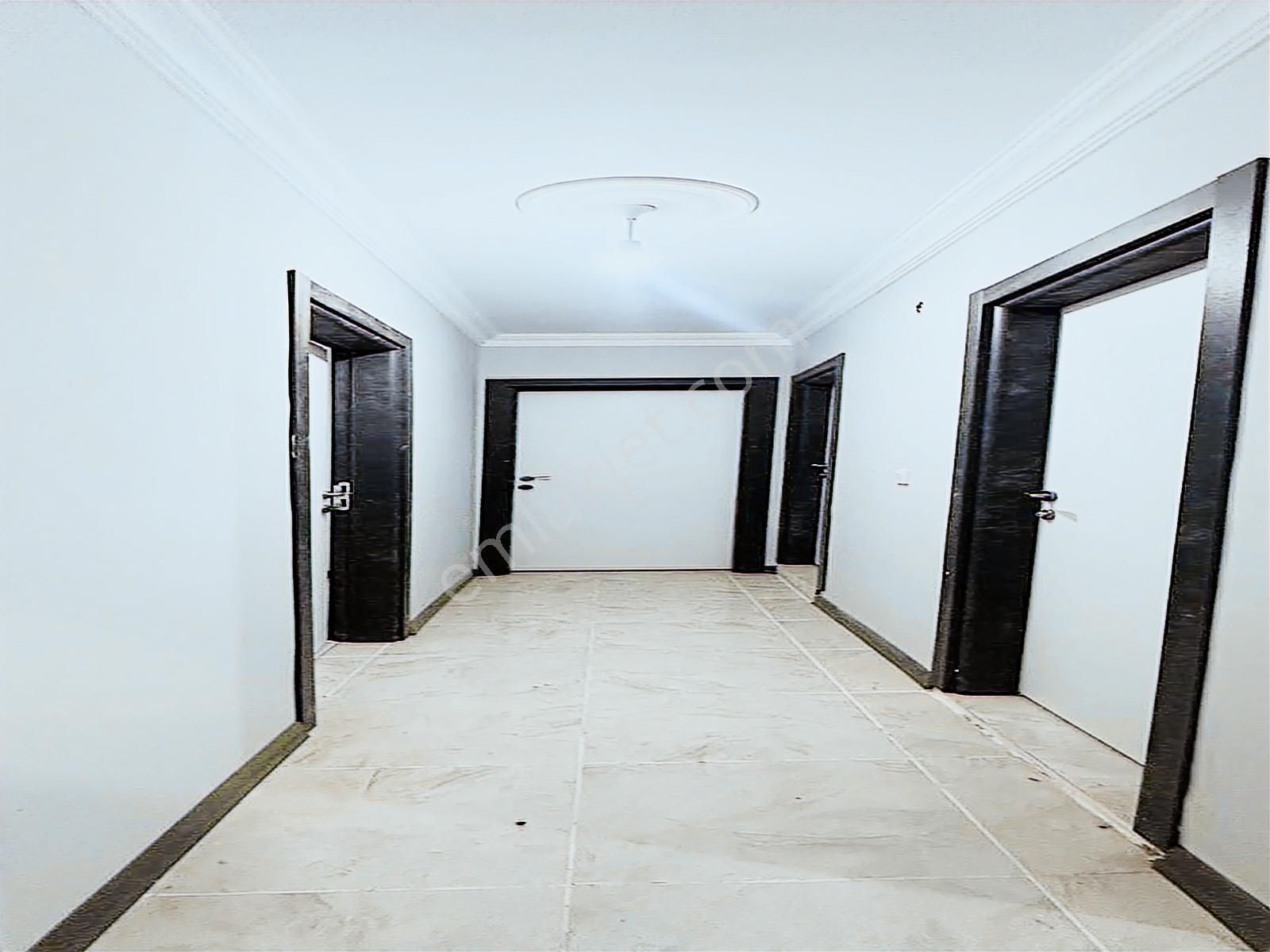 Merkezi Konumda Kapalı Otoparklı İskanlı ''sıfır'' 2+1 Daire - Görsel 26