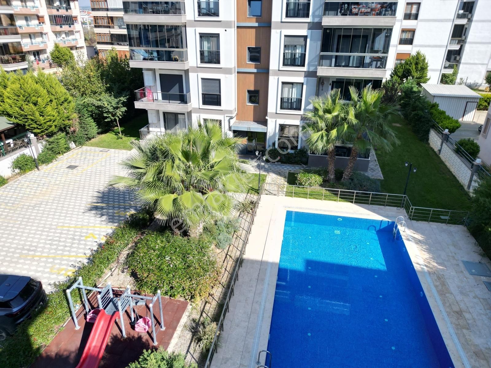 Qzen'den Havuzlu Site İçerisinde 3 Cepheli 145 M² 3+1 - Görsel 12