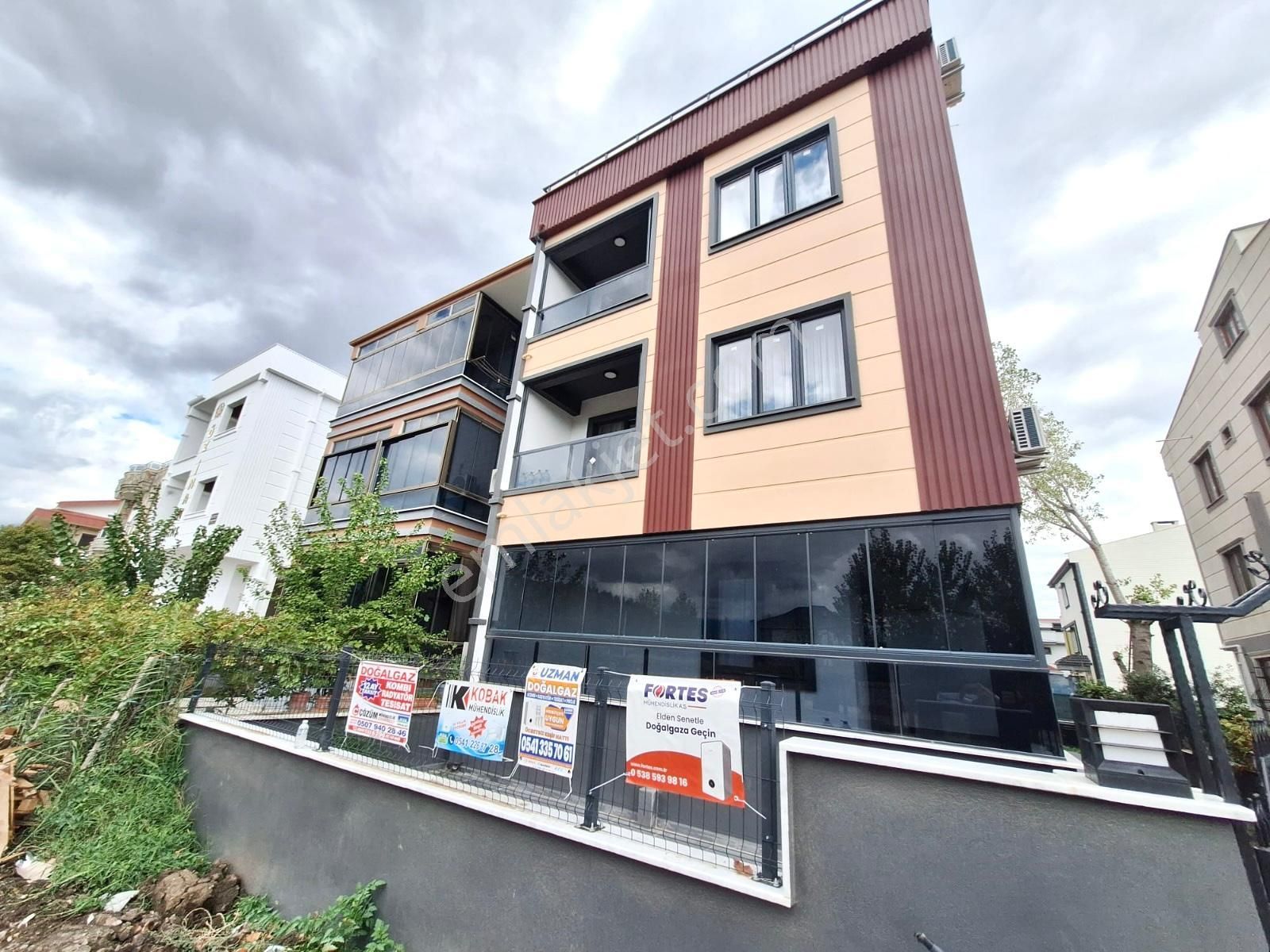 🏡 Referans'tan Akçay'da Cam Balkonlu Ara Kat Doğalgazlı 1+1 Daire