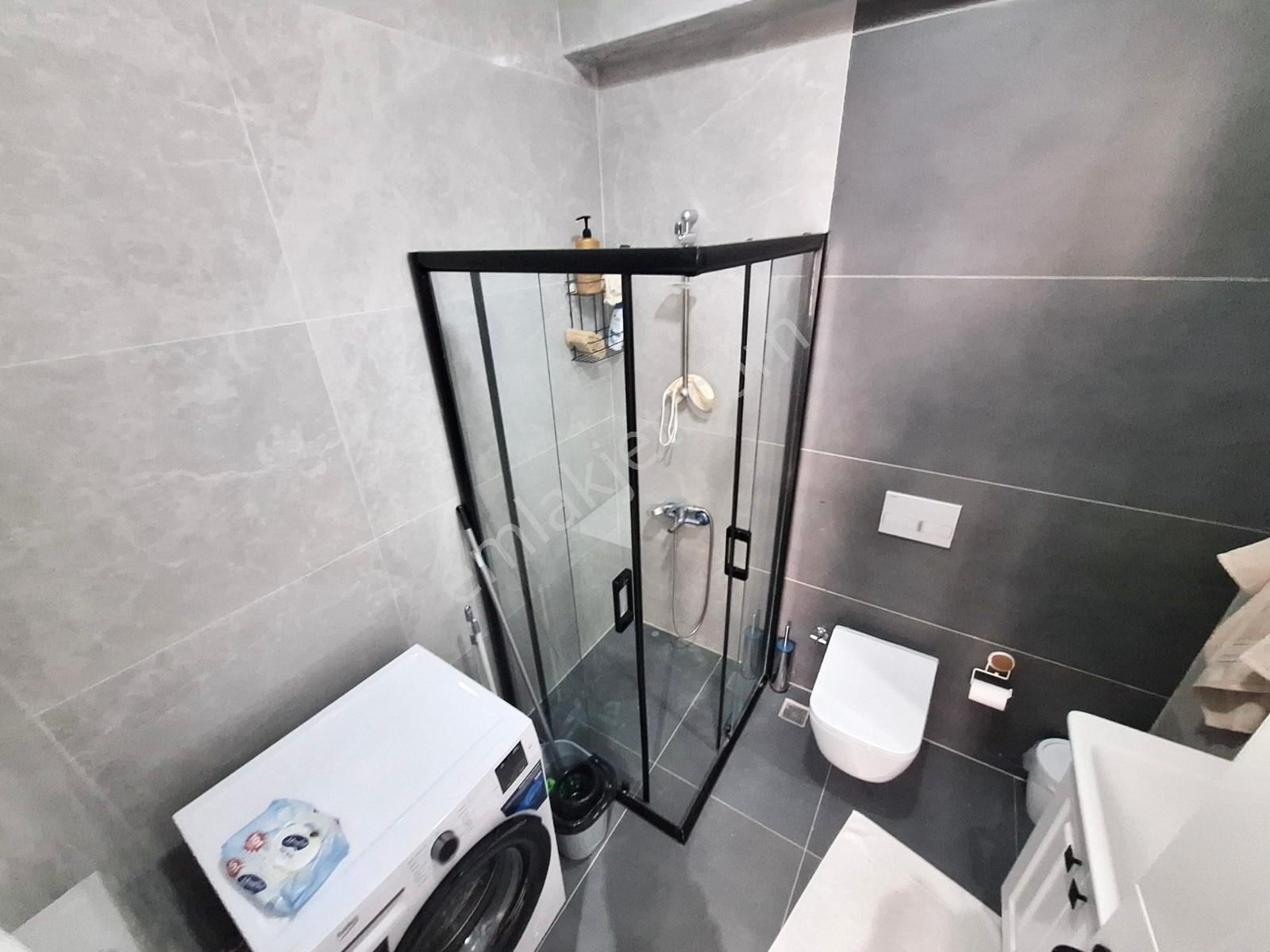 🏡 Referans'tan Akçay'da Cam Balkonlu Ara Kat Doğalgazlı 1+1 Daire - Görsel 4