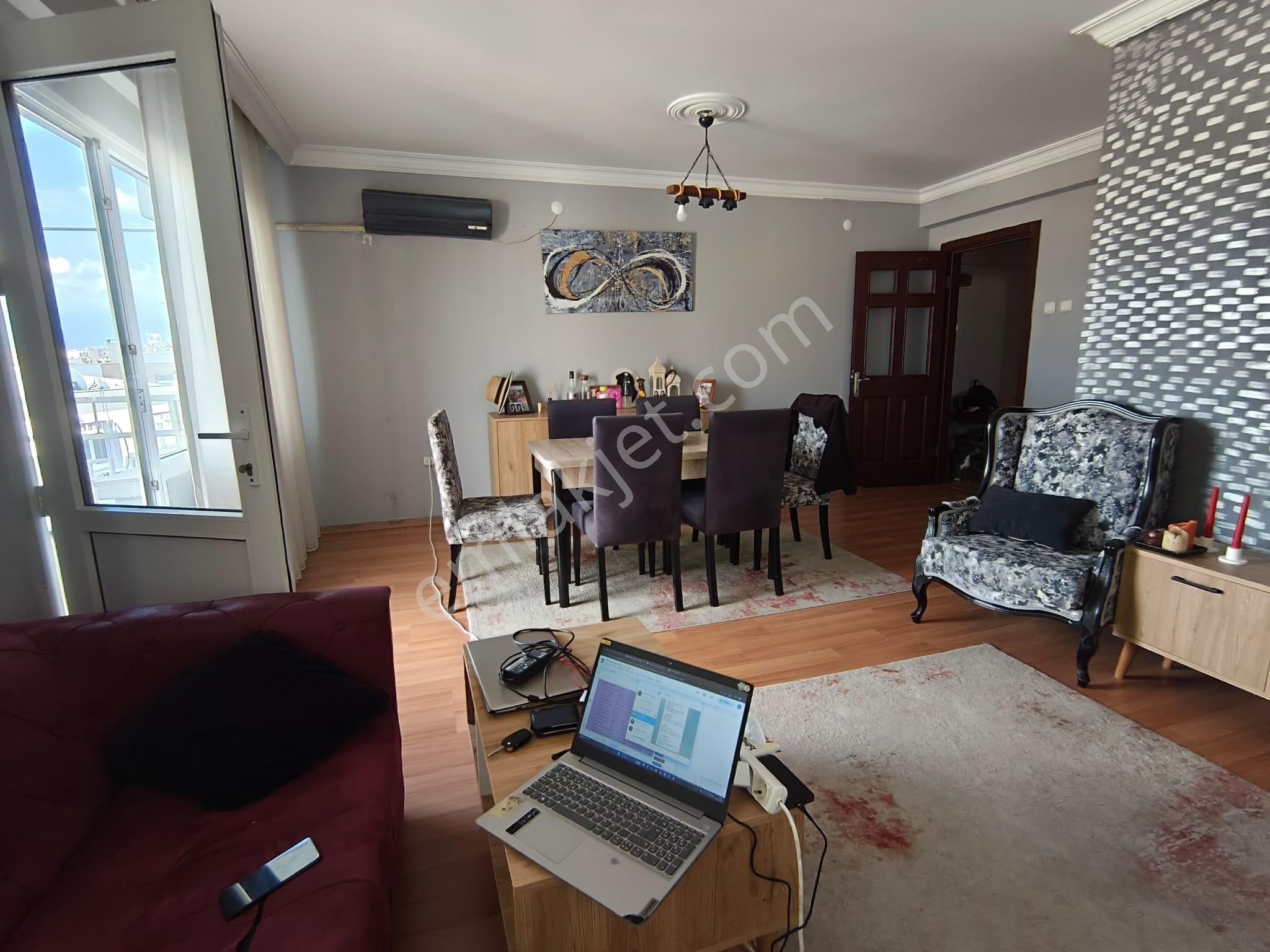 Üzümcü Okulu Yakını 3+1 120 M2 Ful Dekorlu Aydınlık - Görsel 16