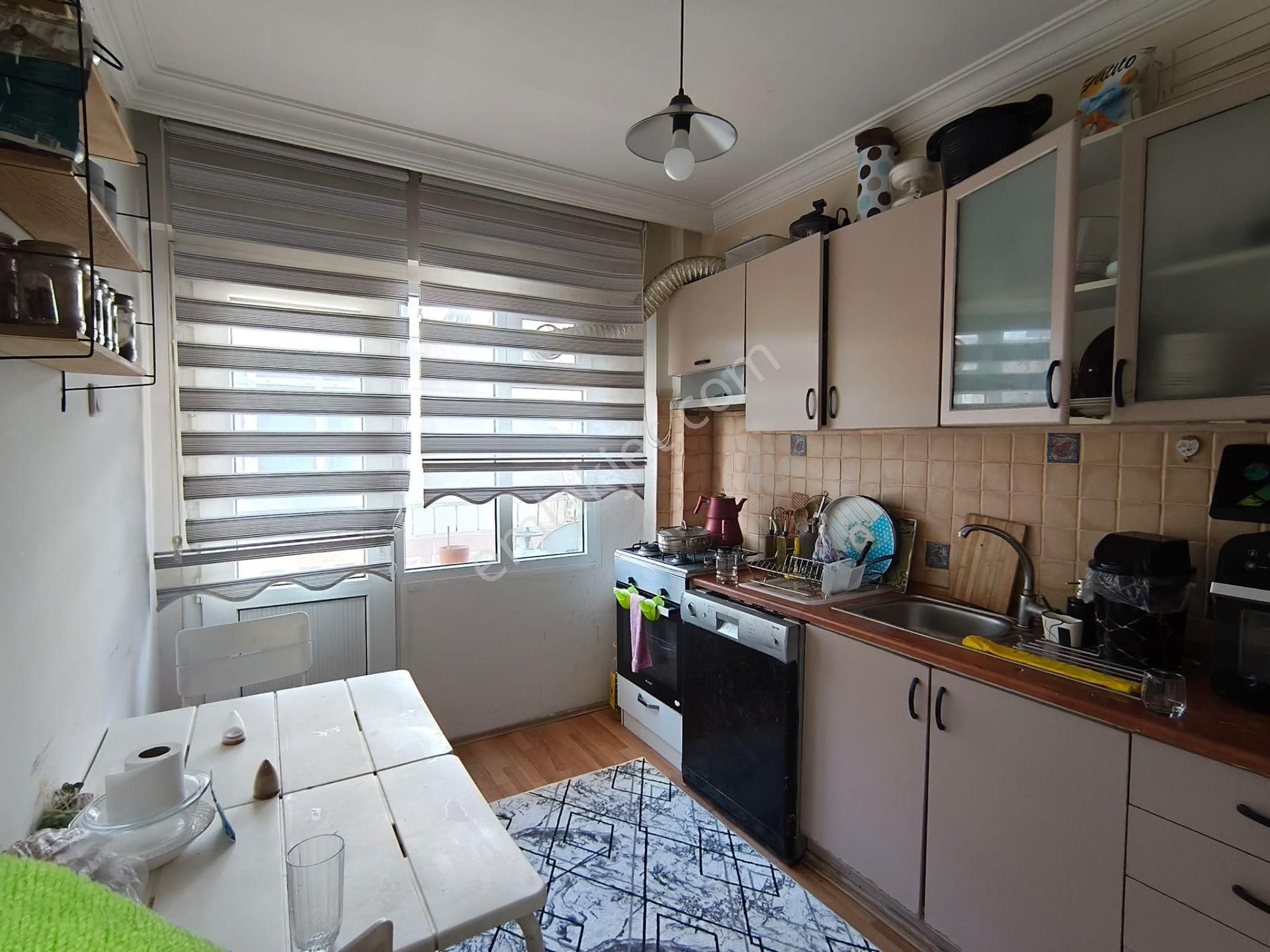 Üzümcü Okulu Yakını 3+1 120 M2 Ful Dekorlu Aydınlık - Görsel 3