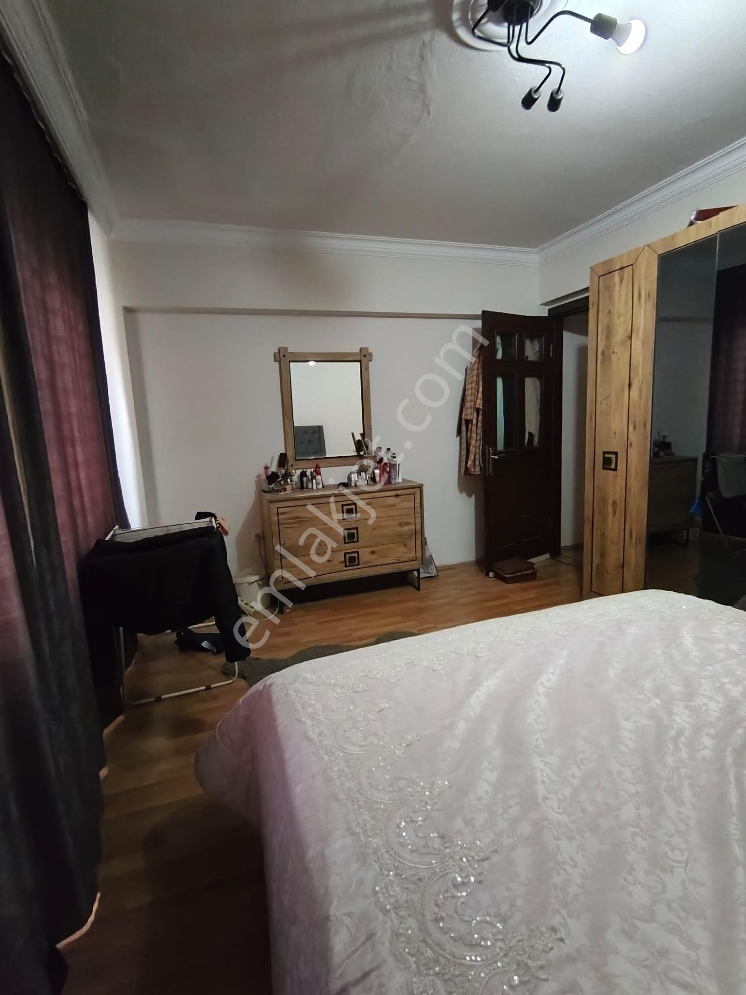 Üzümcü Okulu Yakını 3+1 120 M2 Ful Dekorlu Aydınlık - Görsel 8