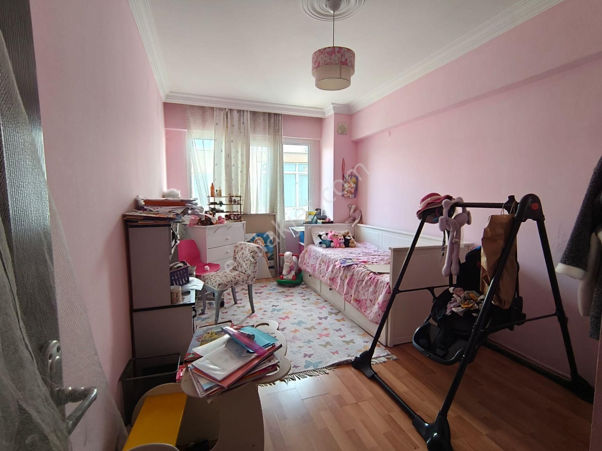 Üzümcü Okulu Yakını 3+1 120 M2 Ful Dekorlu Aydınlık - Görsel 23