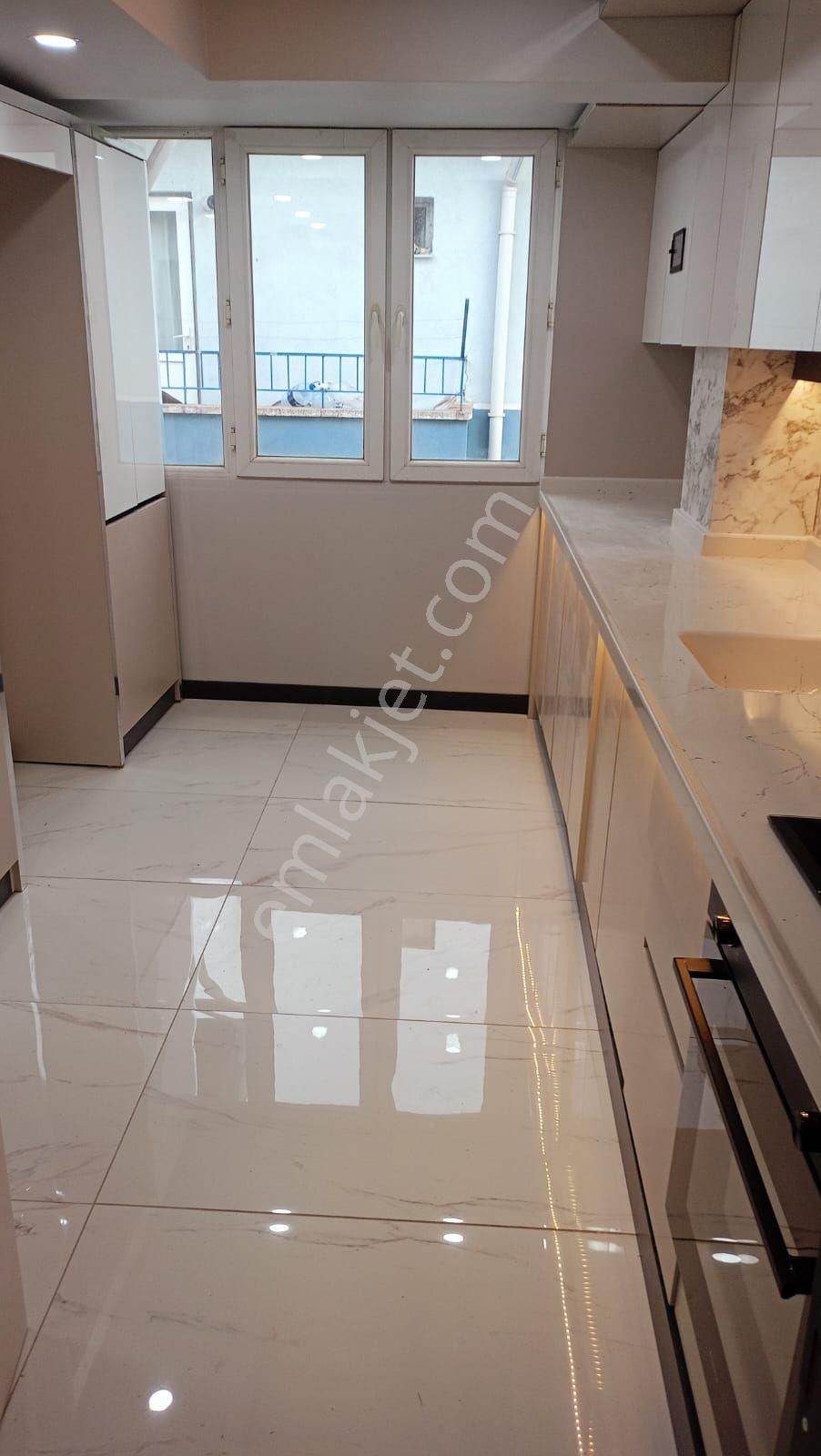 Lüks Yapılı*cadde Üzeri*bağımsız Salon*3+1*iskanlı*kredi Limiti Yok*merkezi Konum*110 M²*3 Cephe - Görsel 2