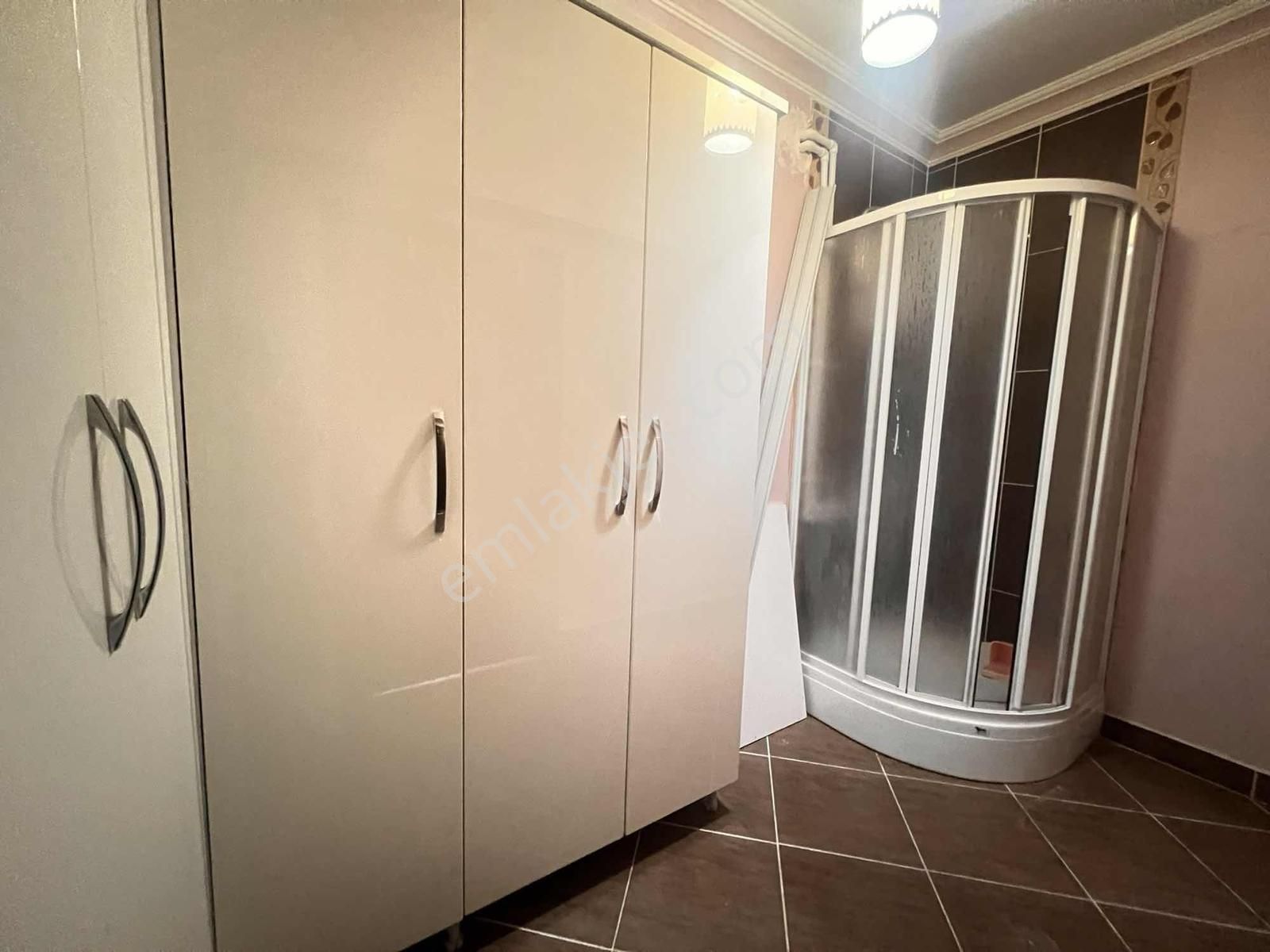 Dutluk Metro Yakını 5+1 Güney Cephe Teraslı Ankara Manzaralı - Görsel 19