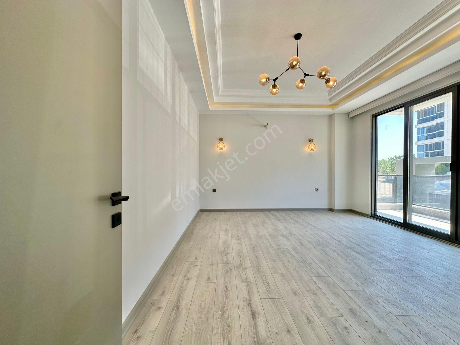 ꧁ay Emlak'tan꧂akçay'da Müstakil Tadında Ön Cephe Ebeveyn Banyolu Satılık 2+1 Ultra Lüks Daire - Görsel 11