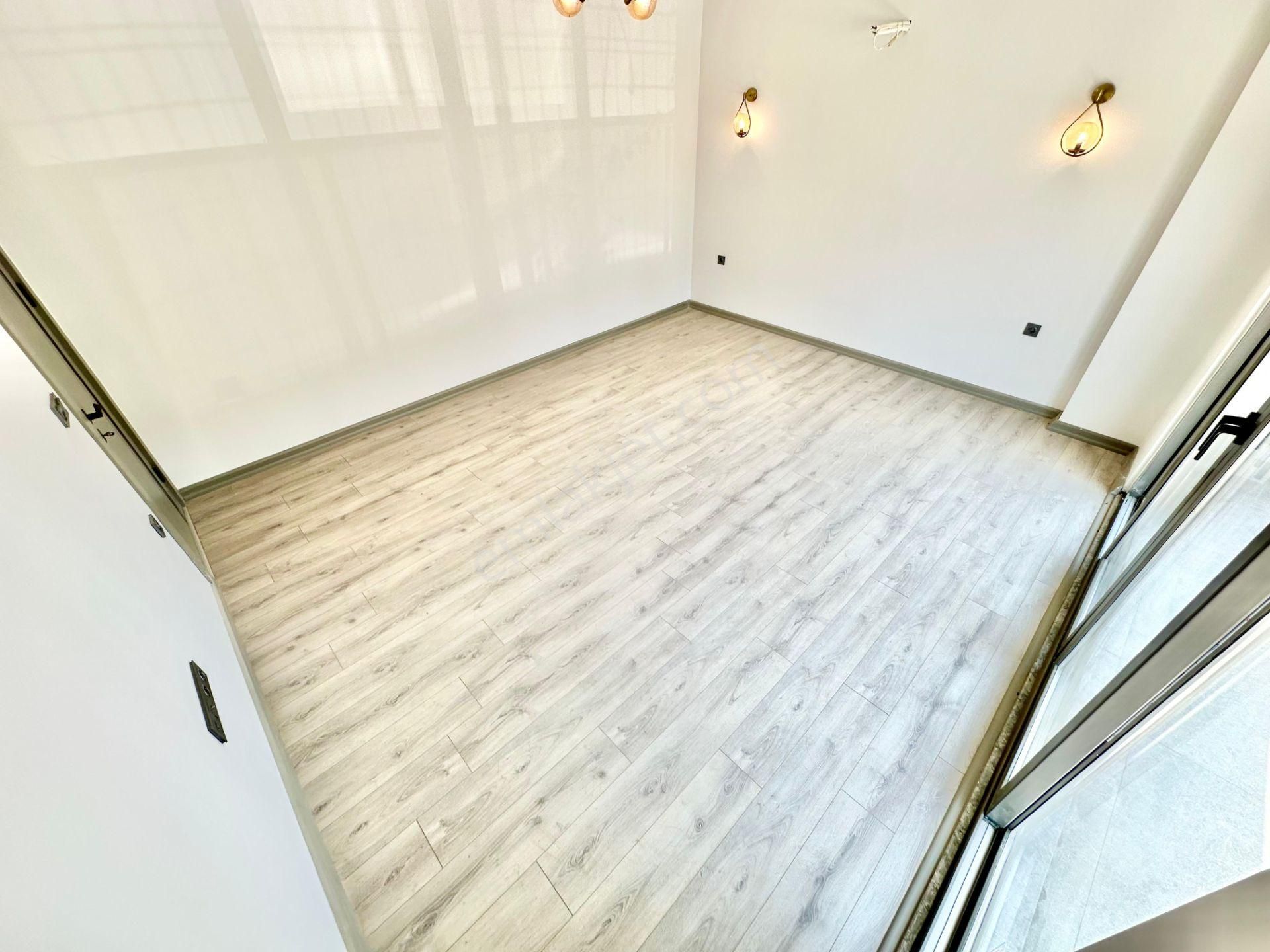 ꧁ay Emlak'tan꧂akçay'da Müstakil Tadında Ön Cephe Ebeveyn Banyolu Satılık 2+1 Ultra Lüks Daire - Görsel 14