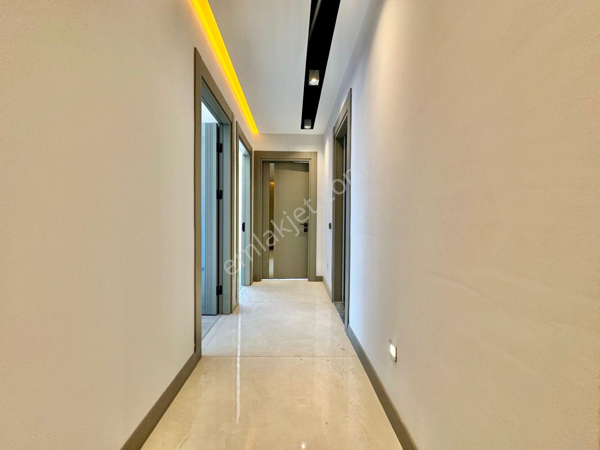 ꧁ay Emlak'tan꧂akçay'da Müstakil Tadında Ön Cephe Ebeveyn Banyolu Satılık 2+1 Ultra Lüks Daire - Görsel 27