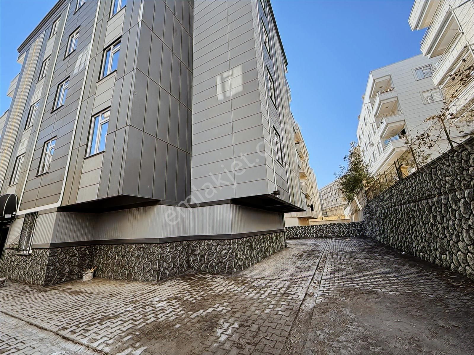 Burhan Kılınç'dan Acil Satılık Lüx 2+1 Sıfır Ful Yapılı - Görsel 4