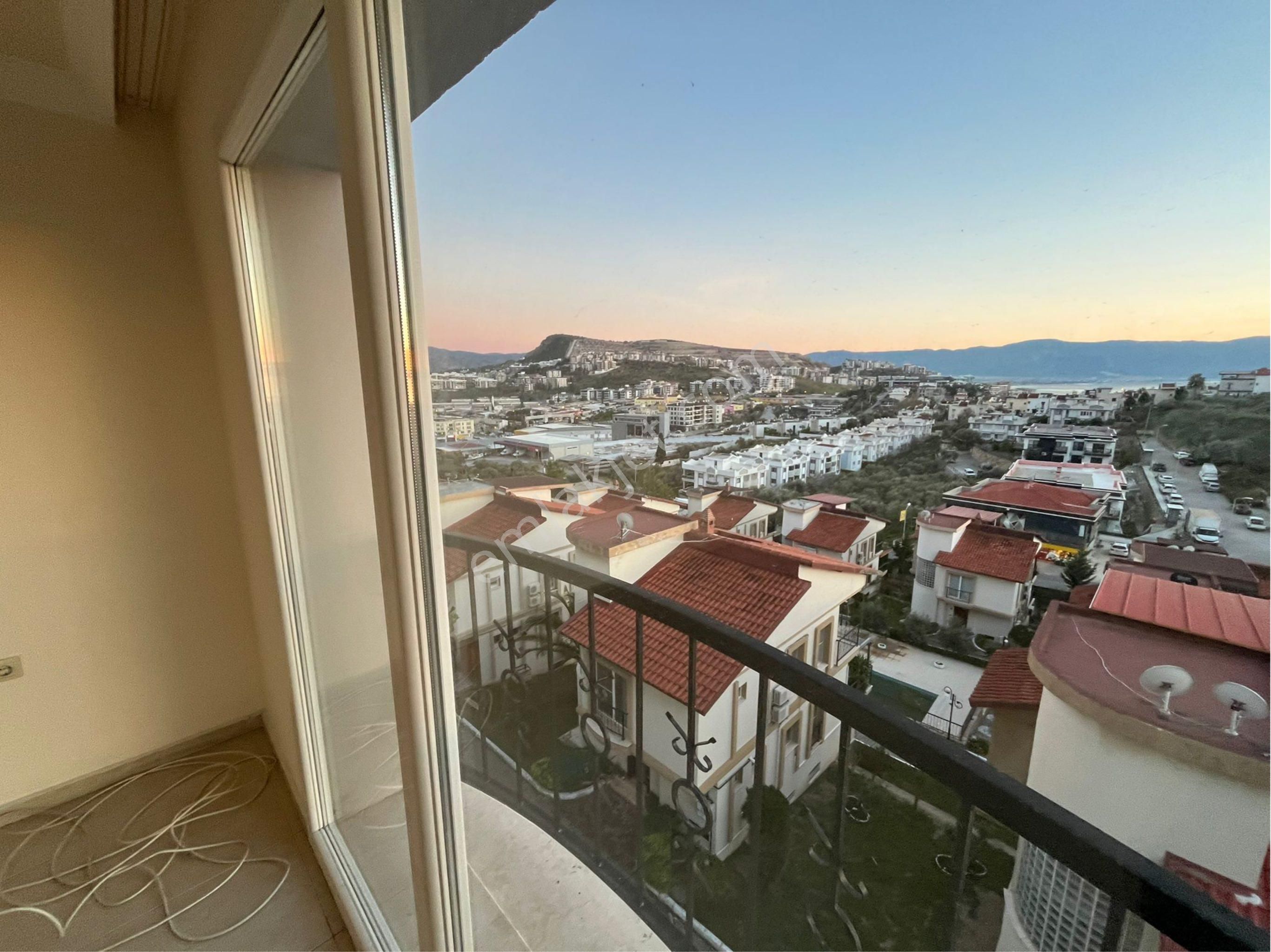 Kuşadası Nda Deniz Manzaralı 3 Artı 1 Satılık Daire - Görsel 18