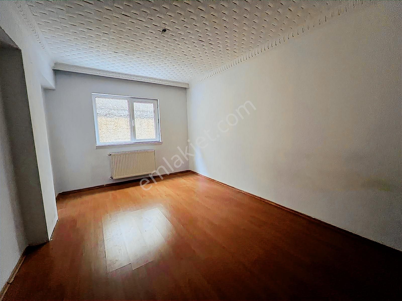 Engin Emlak'tan İlkokul Yakını Masrafsız Kilerli Ara Kat 3+1 - Görsel 24