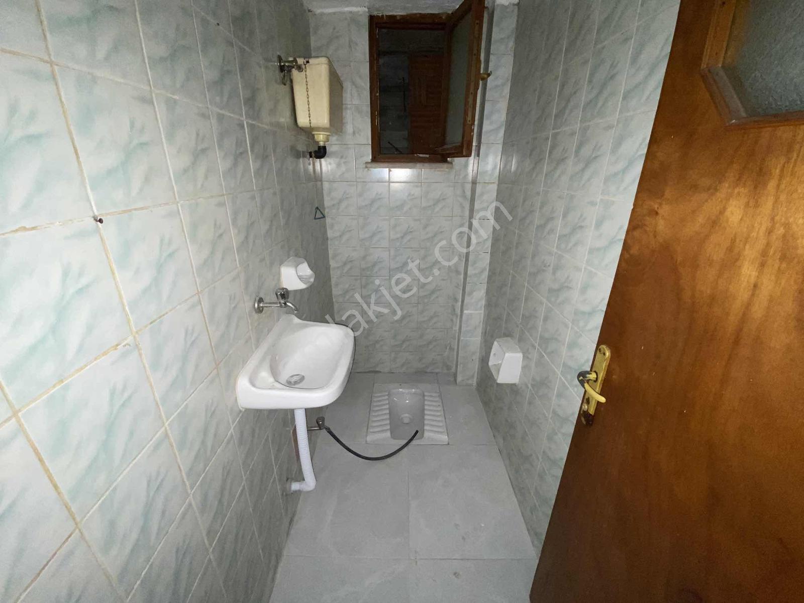 Şahinoğlu Emlakdan Huzur Evi Mevkinde Kiralık 3+1 Daire - Görsel 4