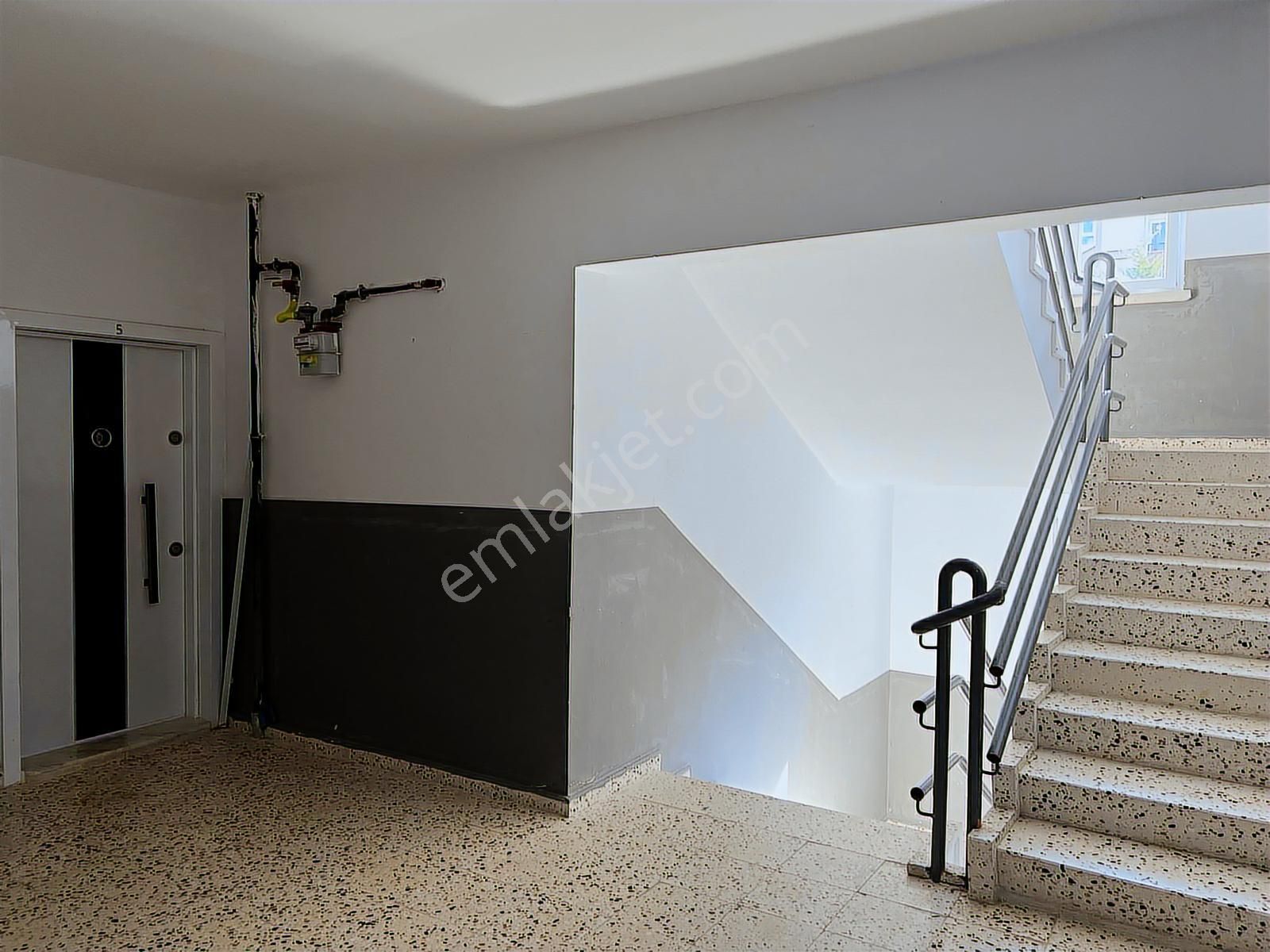 İncek Tulumtaş'da Satılık Ihlamur Vadi Sitesi Kombili 3+1 Daire - Görsel 29