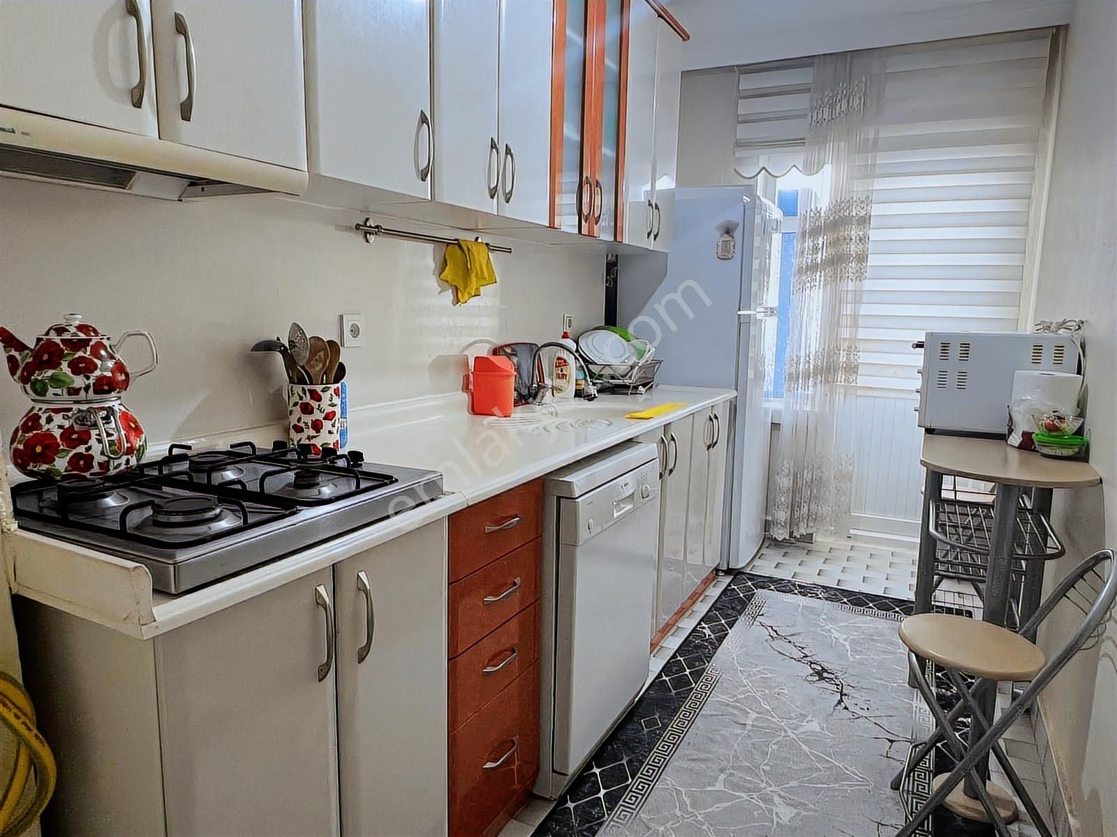 Dikmen Caddesi Ve Çetin Emeç Yanı 3+1 Ara Kat Eşyalı Kiralık - Görsel 2