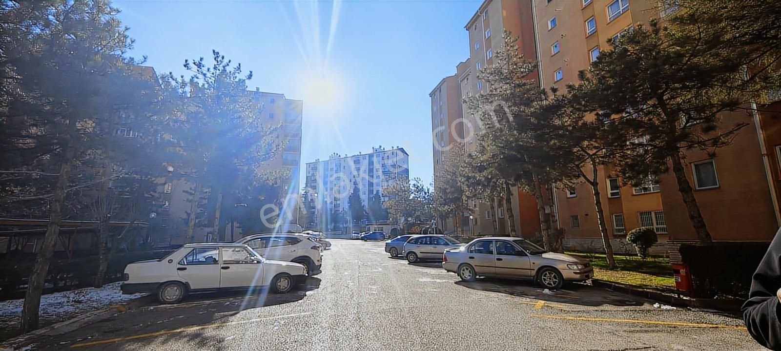 Kartal'dan Kentkoop Mahallesi Batıkent Metroya Yakın 3+1 Bakımlı - Görsel 29