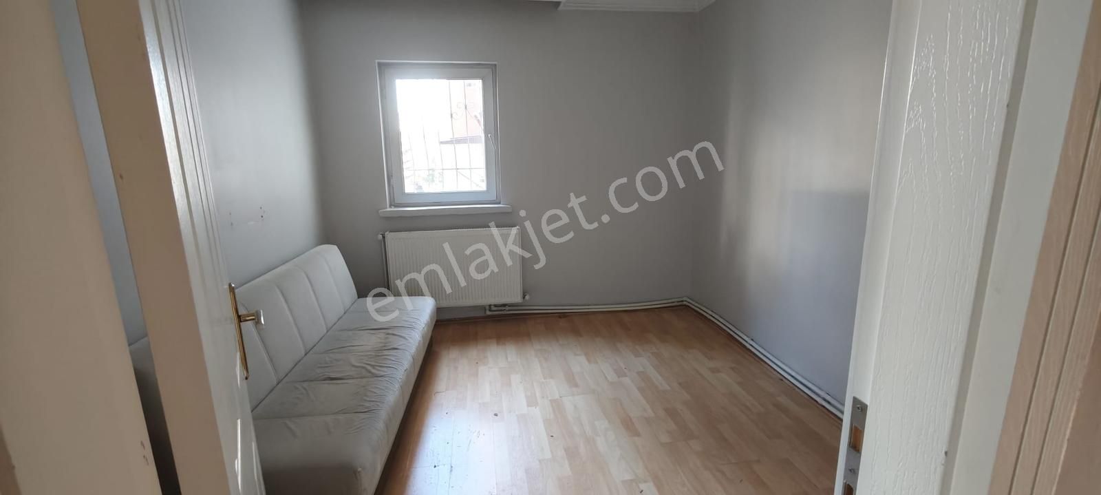 Kartal'dan Kentkoop Mahallesi Batıkent Metroya Yakın 3+1 Bakımlı - Görsel 6