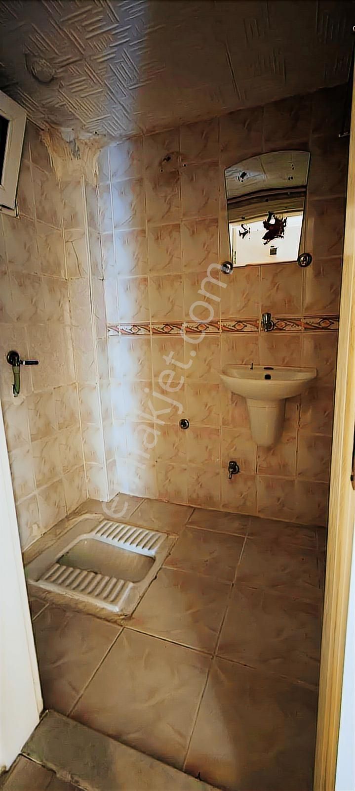 Kartal'dan Kentkoop Mahallesi Batıkent Metroya Yakın 3+1 Bakımlı - Görsel 27