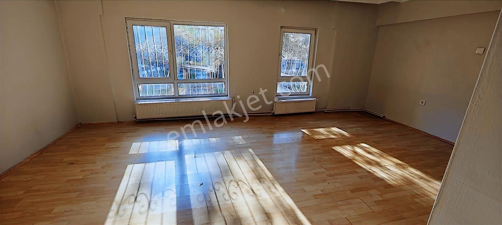 Kartal'dan Kentkoop Mahallesi Batıkent Metroya Yakın 3+1 Bakımlı - Görsel 19