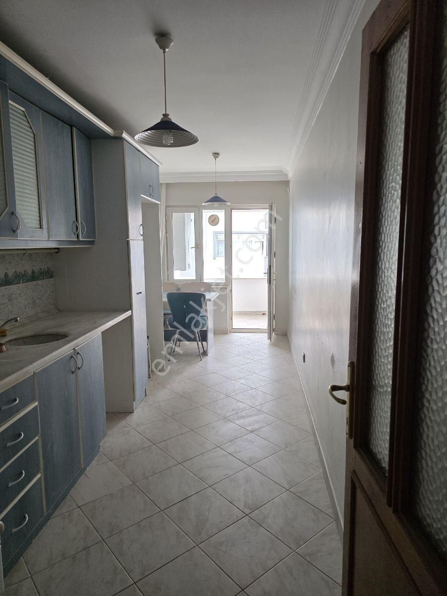 Sakarya Adapazarı Çarşı Merkezde Ebeveyn Banyolu Kiralık Daire - Görsel 16