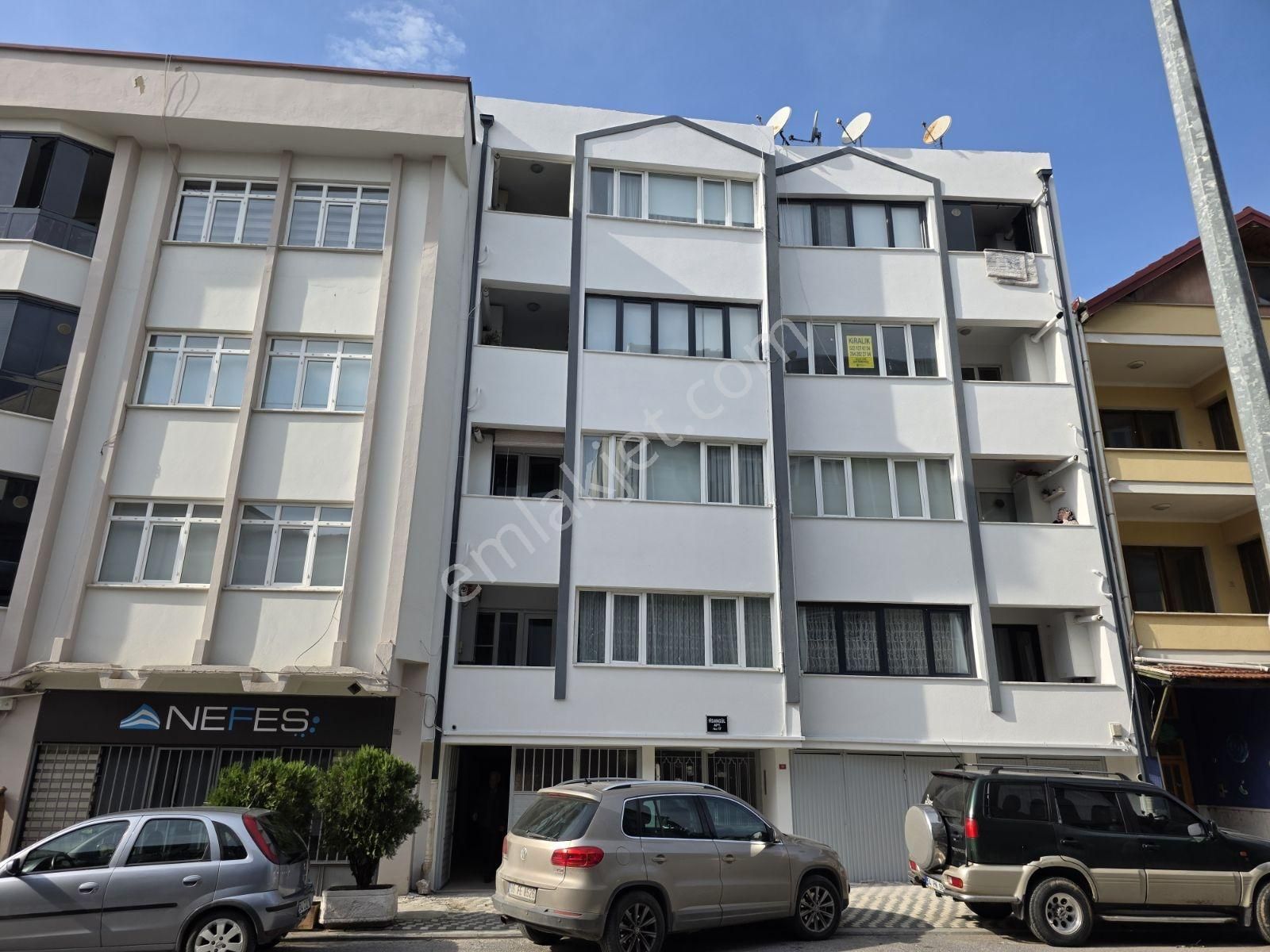 Sakarya Adapazarı Çarşı Merkezde Ebeveyn Banyolu Kiralık Daire