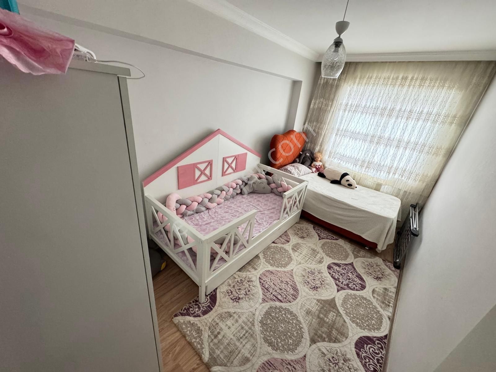 Ulukan'dan Katta Ön Cephe Genç E. Banyolu Çift Balkon 3+1 Daire! - Görsel 15