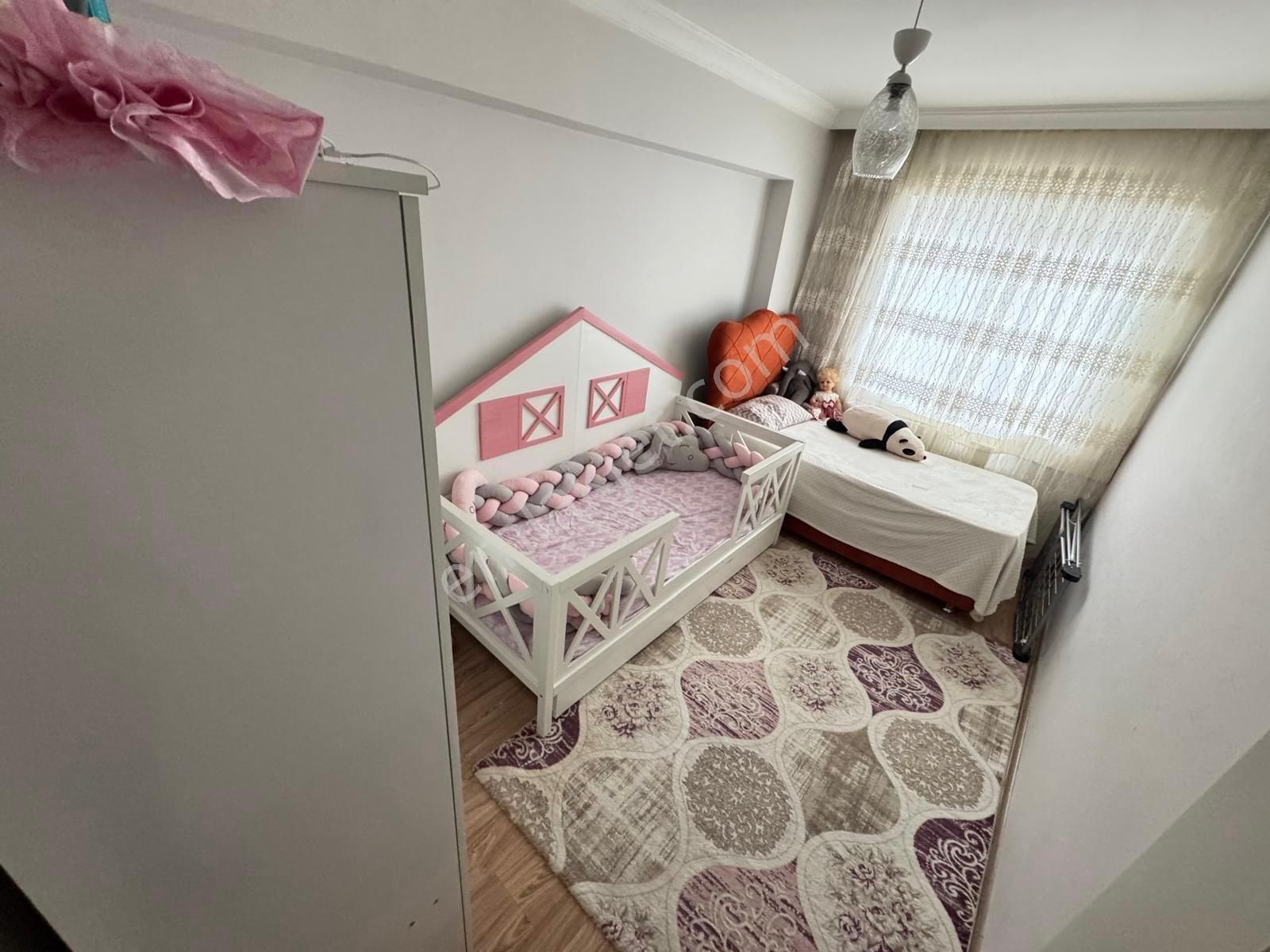 Ulukan'dan Katta Ön Cephe Genç E. Banyolu Çift Balkon 3+1 Daire! - Görsel 19