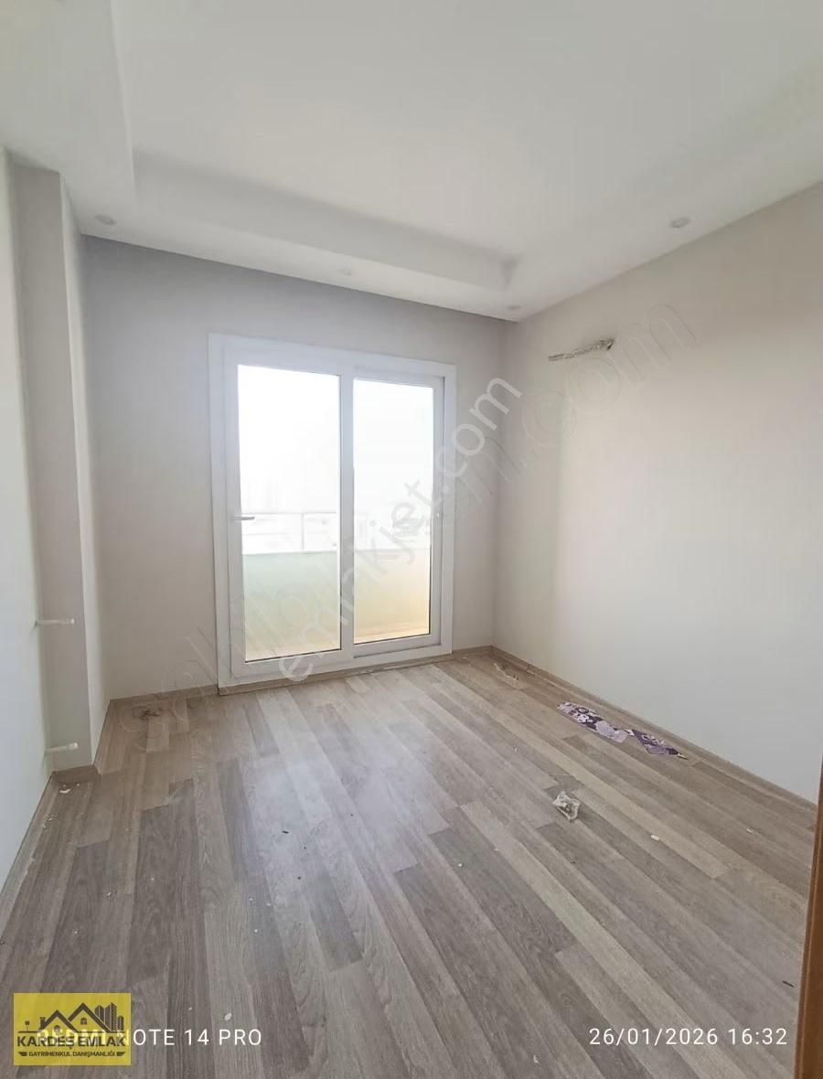 Gültepe De Doğlgazlı Merkezi Konumda 3+1 K Mutfak Kiralık Daire - Görsel 11