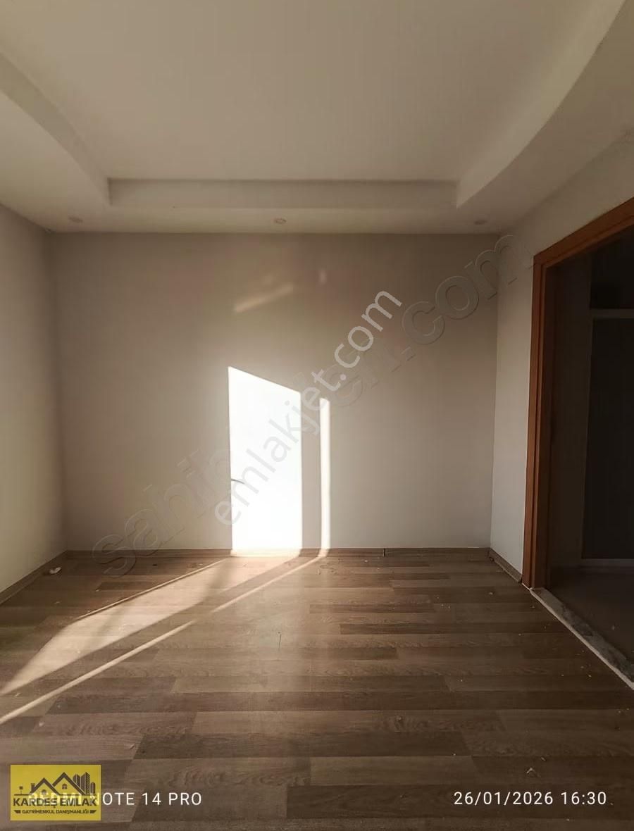 Gültepe De Doğlgazlı Merkezi Konumda 3+1 K Mutfak Kiralık Daire - Görsel 10