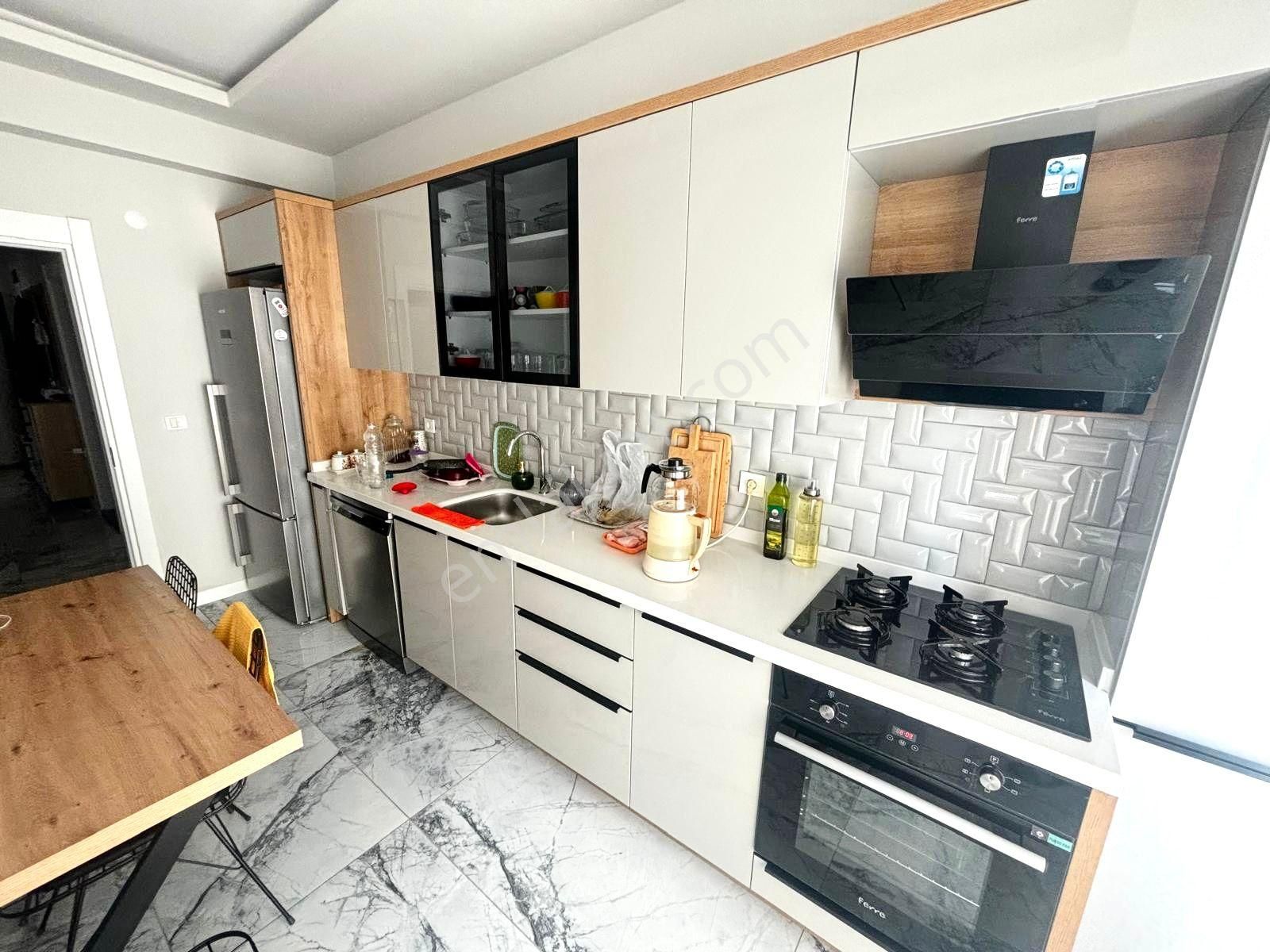 🏡 Referans'tan Altınkum'da Cam Balkonlu Arakat 2+1 Daire