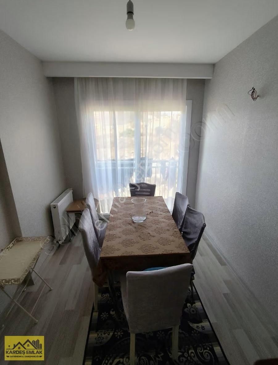 Acil Acil Kardeş Emlak'tan Çarkıpare Mah. 3+1 Açık Mutfak - Görsel 10