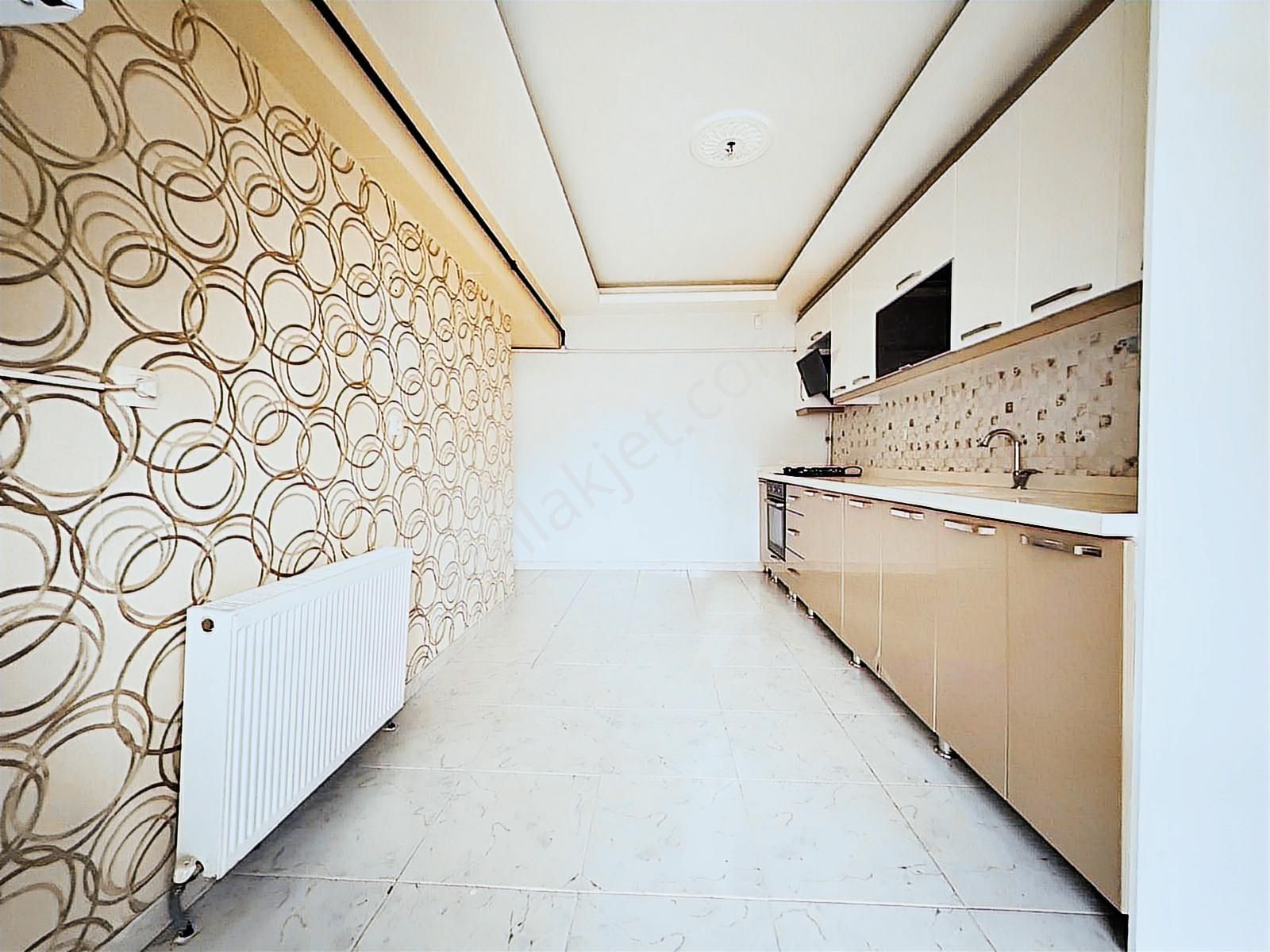 Yuvam'dan Merkezi Konum'da Acil Satılık 2+1 Daire!!!! - Görsel 10