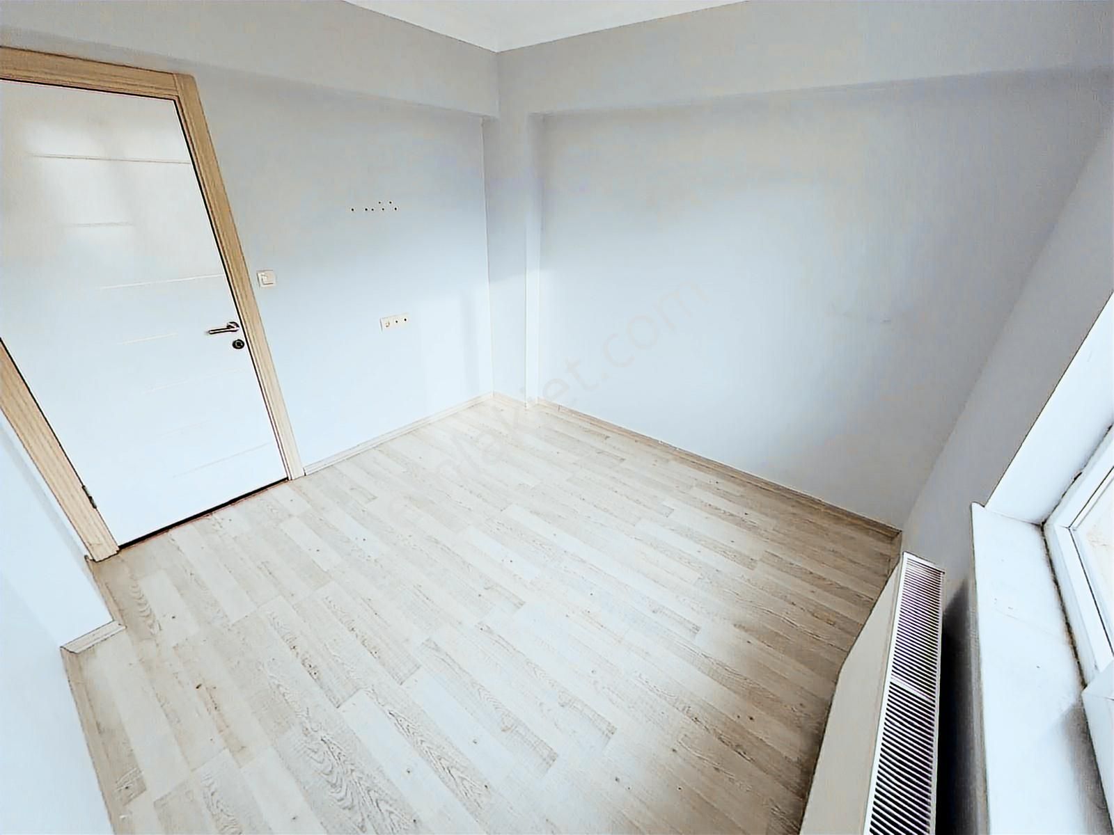 Yuvam'dan Merkezi Konum'da Acil Satılık 2+1 Daire!!!! - Görsel 23