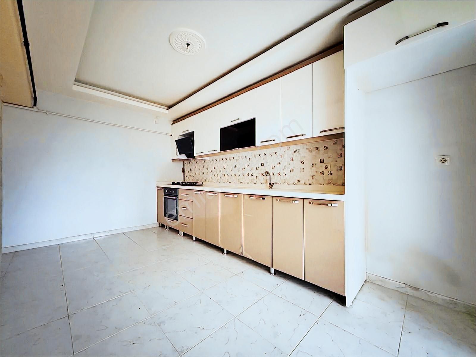 Yuvam'dan Merkezi Konum'da Acil Satılık 2+1 Daire!!!! - Görsel 12