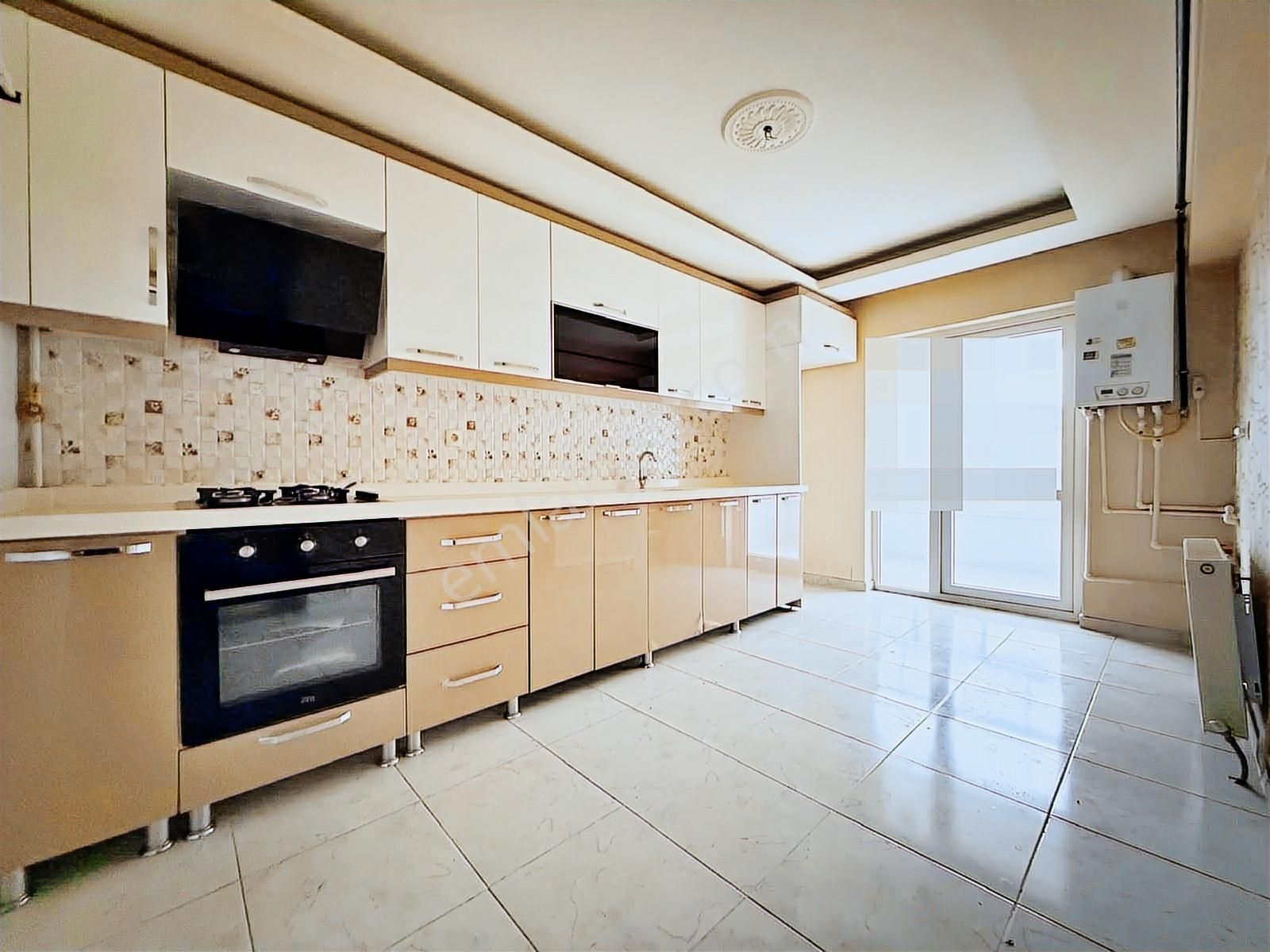 Yuvam'dan Merkezi Konum'da Acil Satılık 2+1 Daire!!!! - Görsel 6