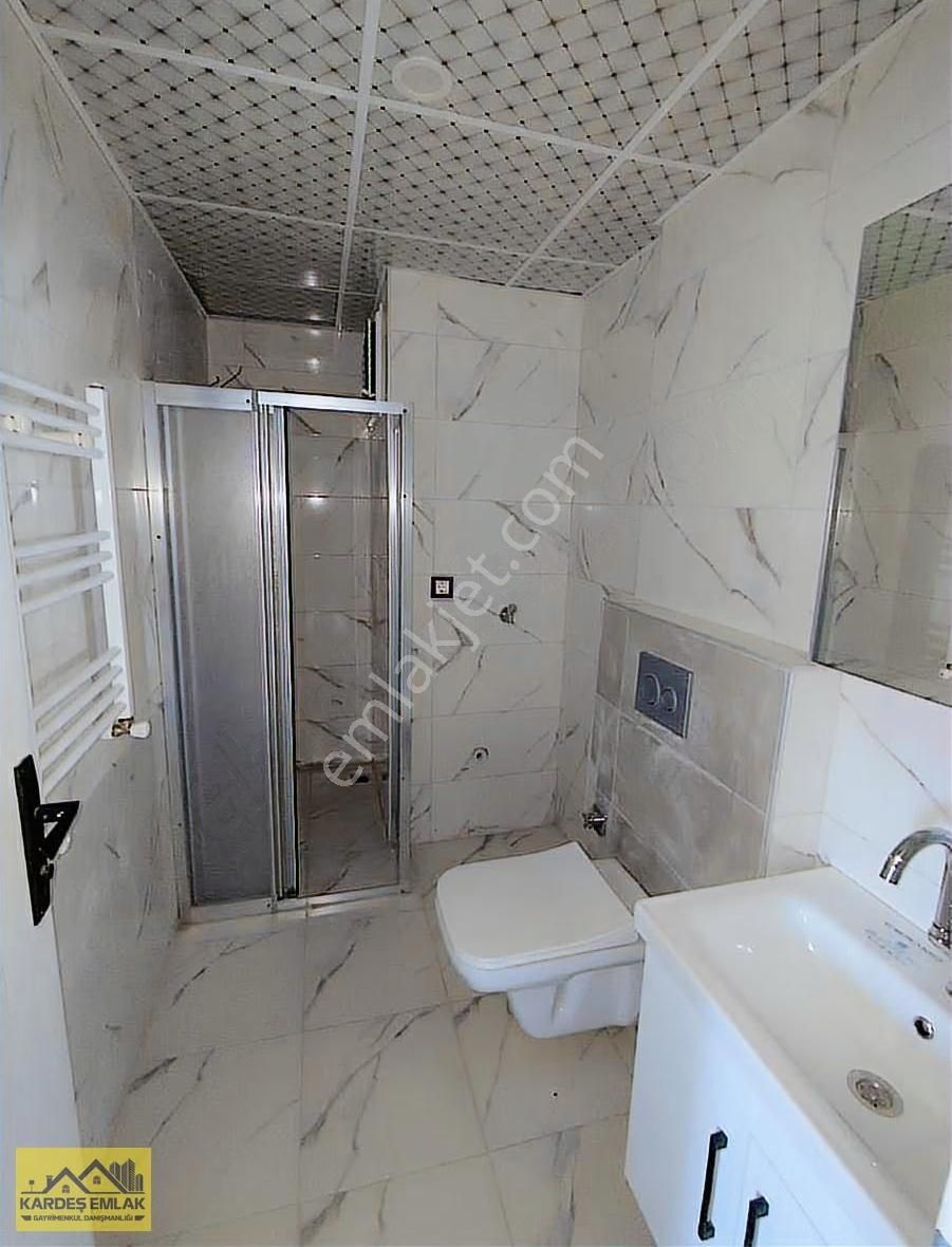 Kardeş Emlak'tan Gültepe Mh'de Çukurova Fırın Arkası 1+1 Eşyalı - Görsel 4