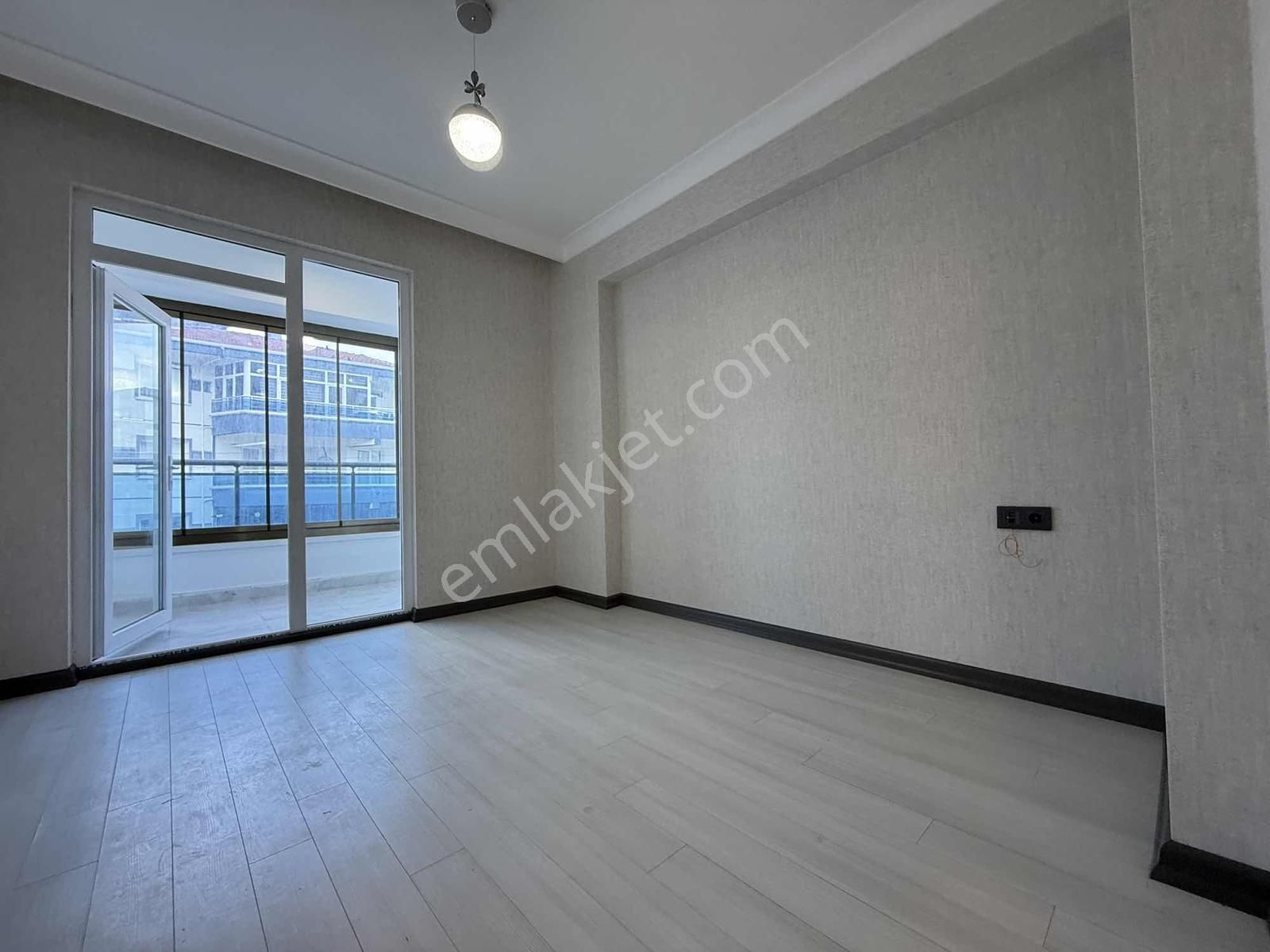 Mensa'dan Hisar Mahallesi Satılık Ara Kat E.banyolu Geniş M2 3+1 - Görsel 25