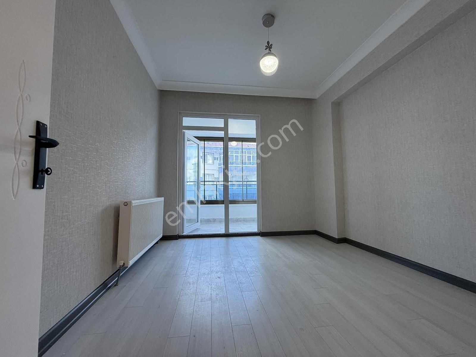 Mensa'dan Hisar Mahallesi Satılık Ara Kat E.banyolu Geniş M2 3+1 - Görsel 16