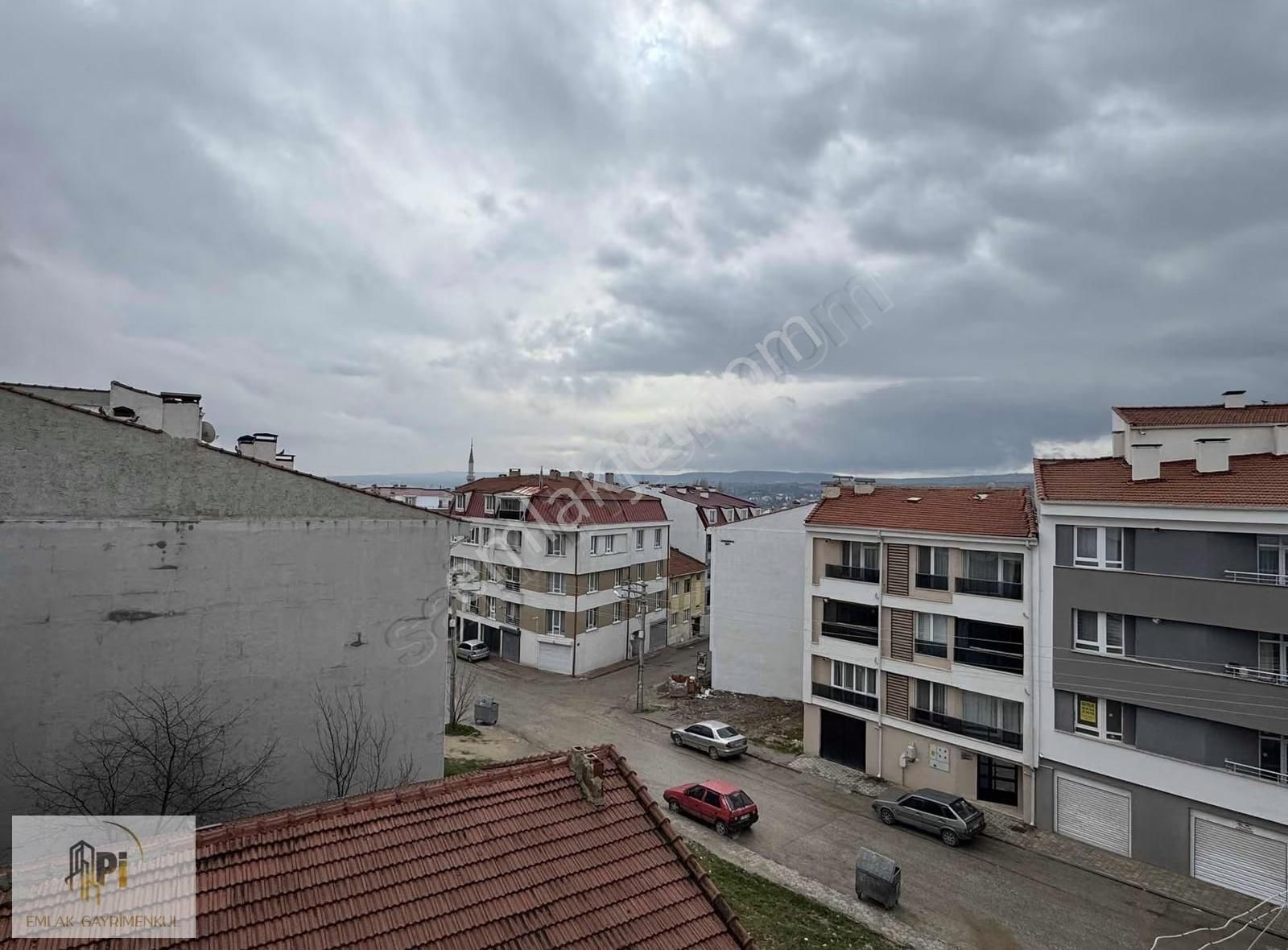 Pi Gayrimenkul'den 8 Önemli Özelliği Olan İskanlı Özel Garajlı - Görsel 6