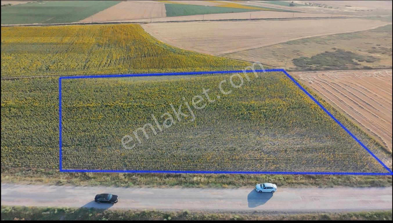 Newcıty Emlaktan Lüleburgaz Kayabeyli Köyünde Asfalt Cepheli - Görsel 8