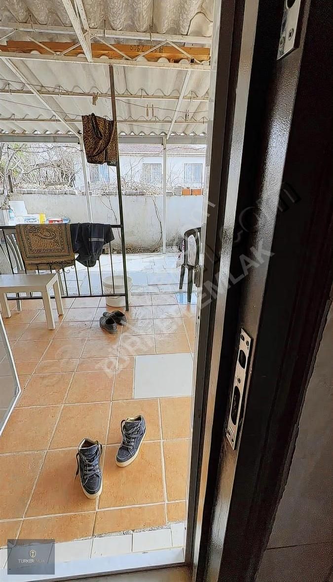 Türker Emlak-karaköy Köyünde Bahçeli Müstakil Köy Evi Ve Arsası - Görsel 5