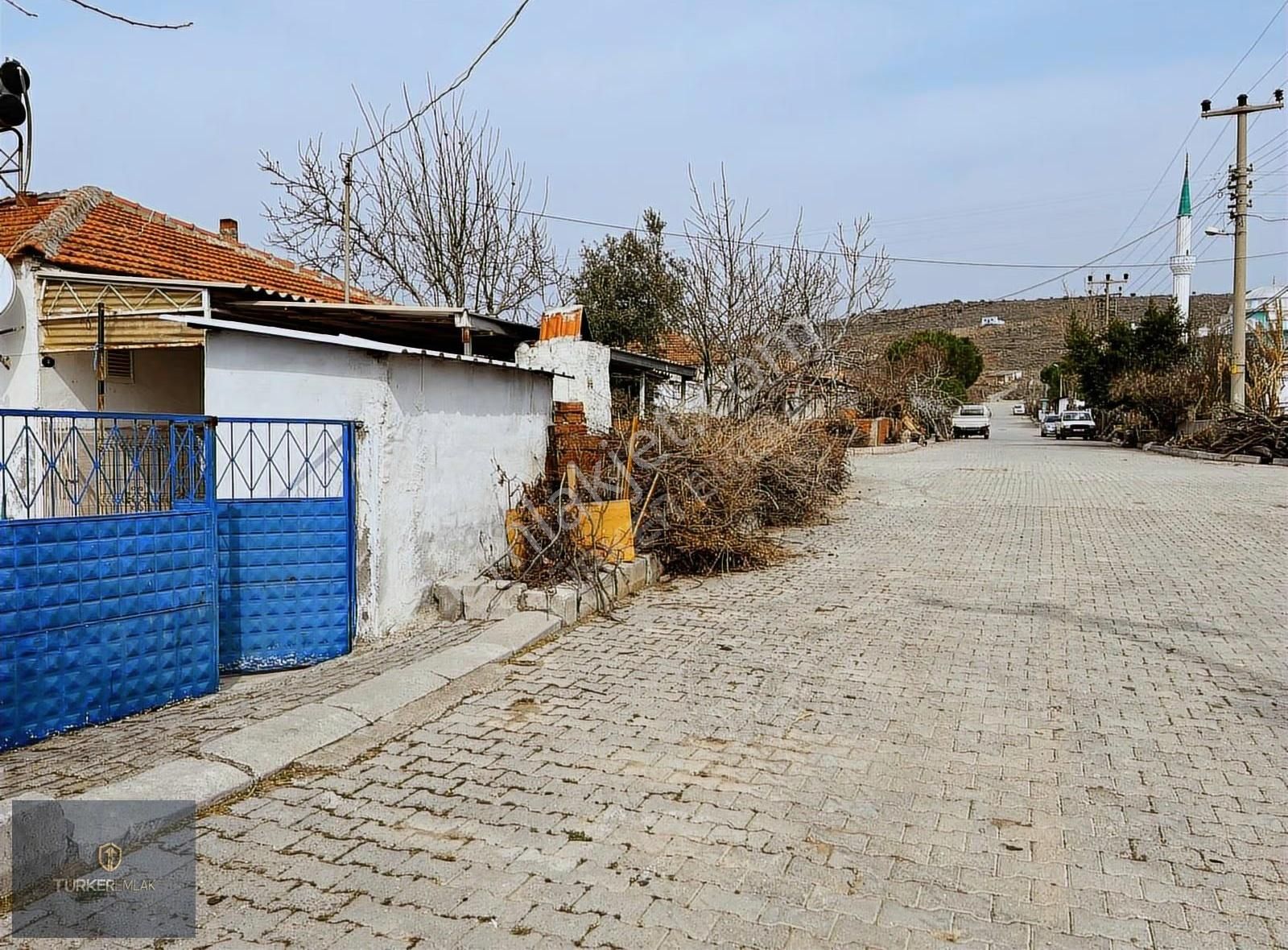 Türker Emlak-karaköy Köyünde Bahçeli Müstakil Köy Evi Ve Arsası - Görsel 12