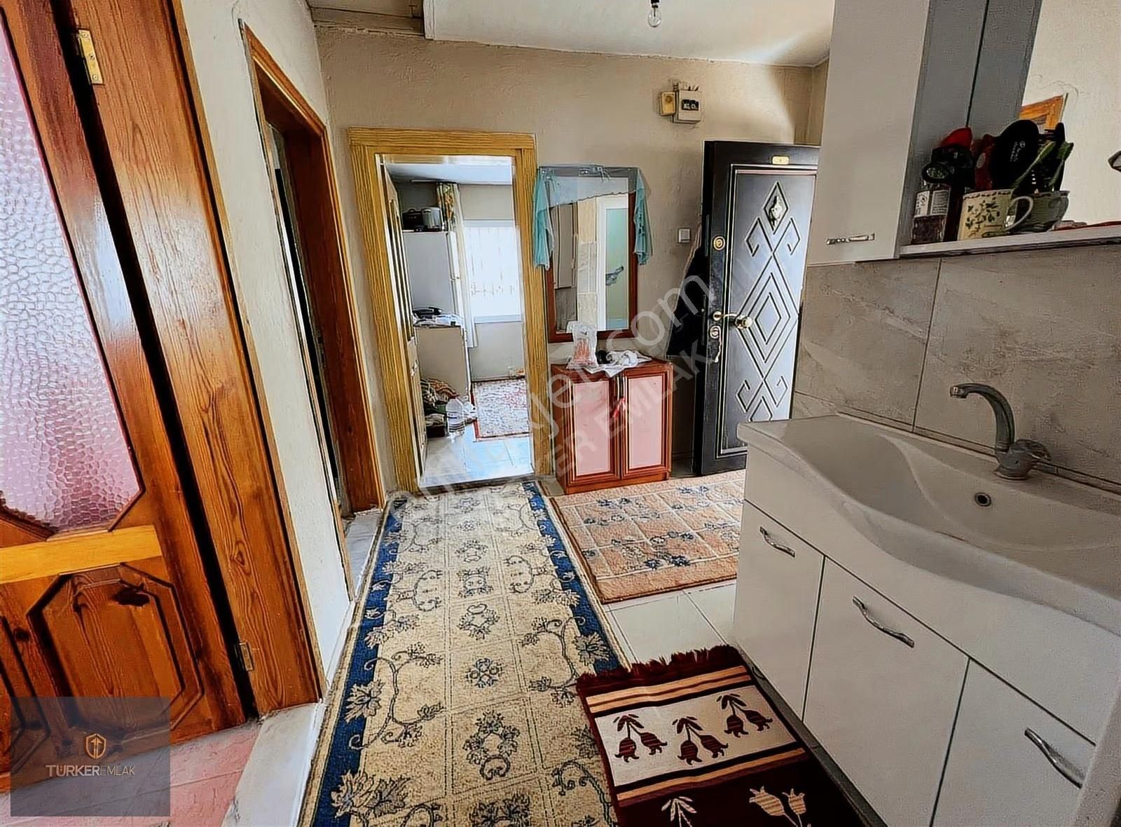 Türker Emlak-karaköy Köyünde Bahçeli Müstakil Köy Evi Ve Arsası - Görsel 32