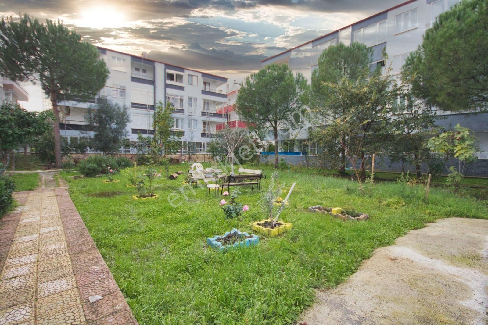 ꧁ay Emlaktan꧂akçayda Kombili**eşyalı**yüksek Kredili Arakat Ön Cephe Ayrı Mutfak Satılık 2+1 Daire