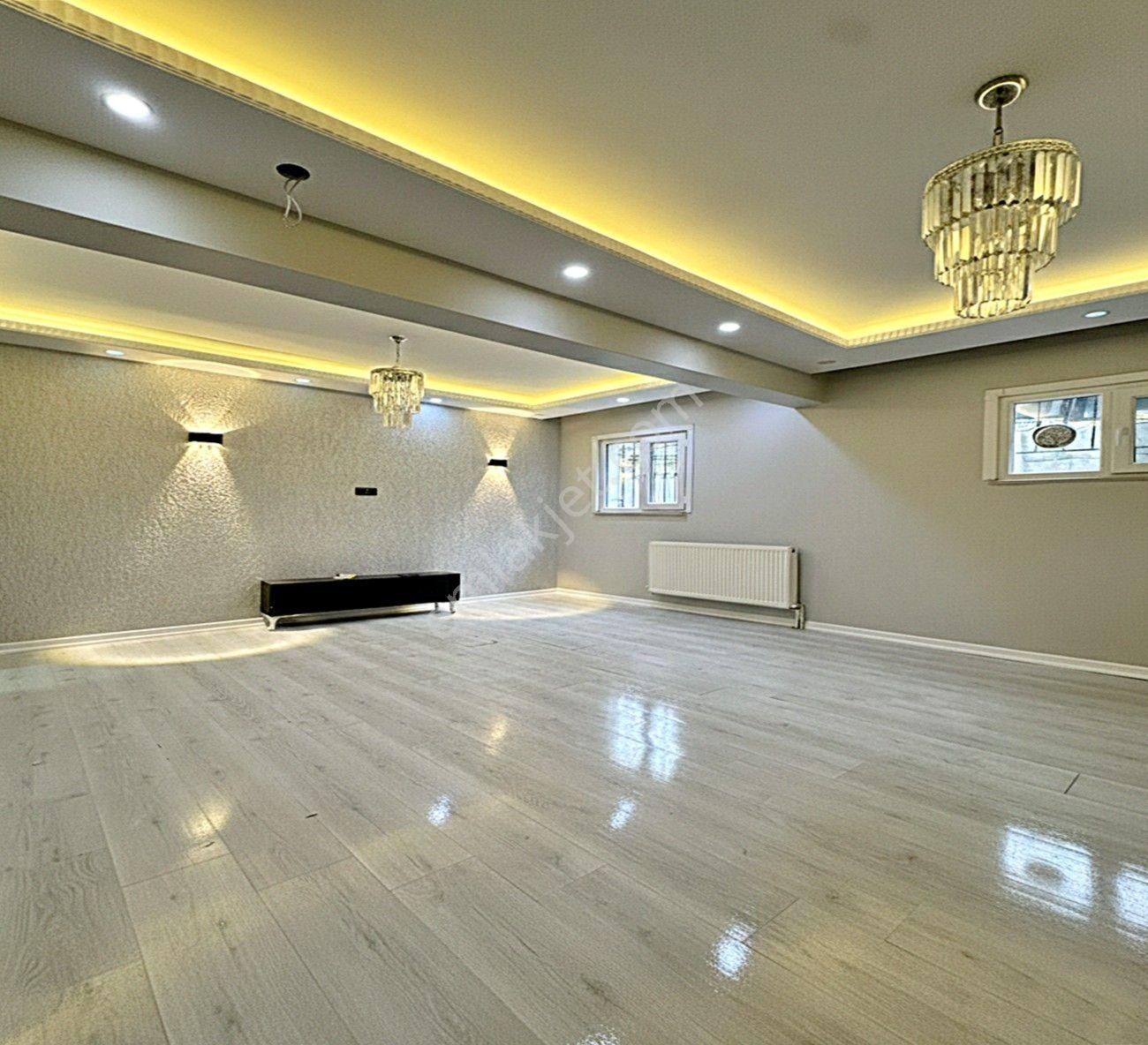 Metrobüse Yürüme 5 Dk Geniş M2 Masrafsız 3+1 Satılık Daire - Görsel 2