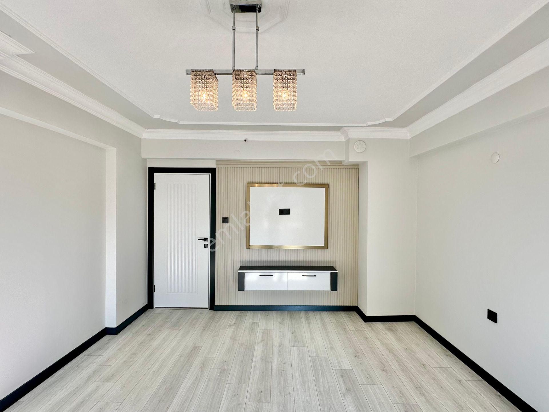 ꧁ay Emlaktan꧁akçay Merkezde Arakat Ayrı Mutfaklı Denize Yakın Lüx Tasarım Satılık 2+1 Geniş Daire - Görsel 10